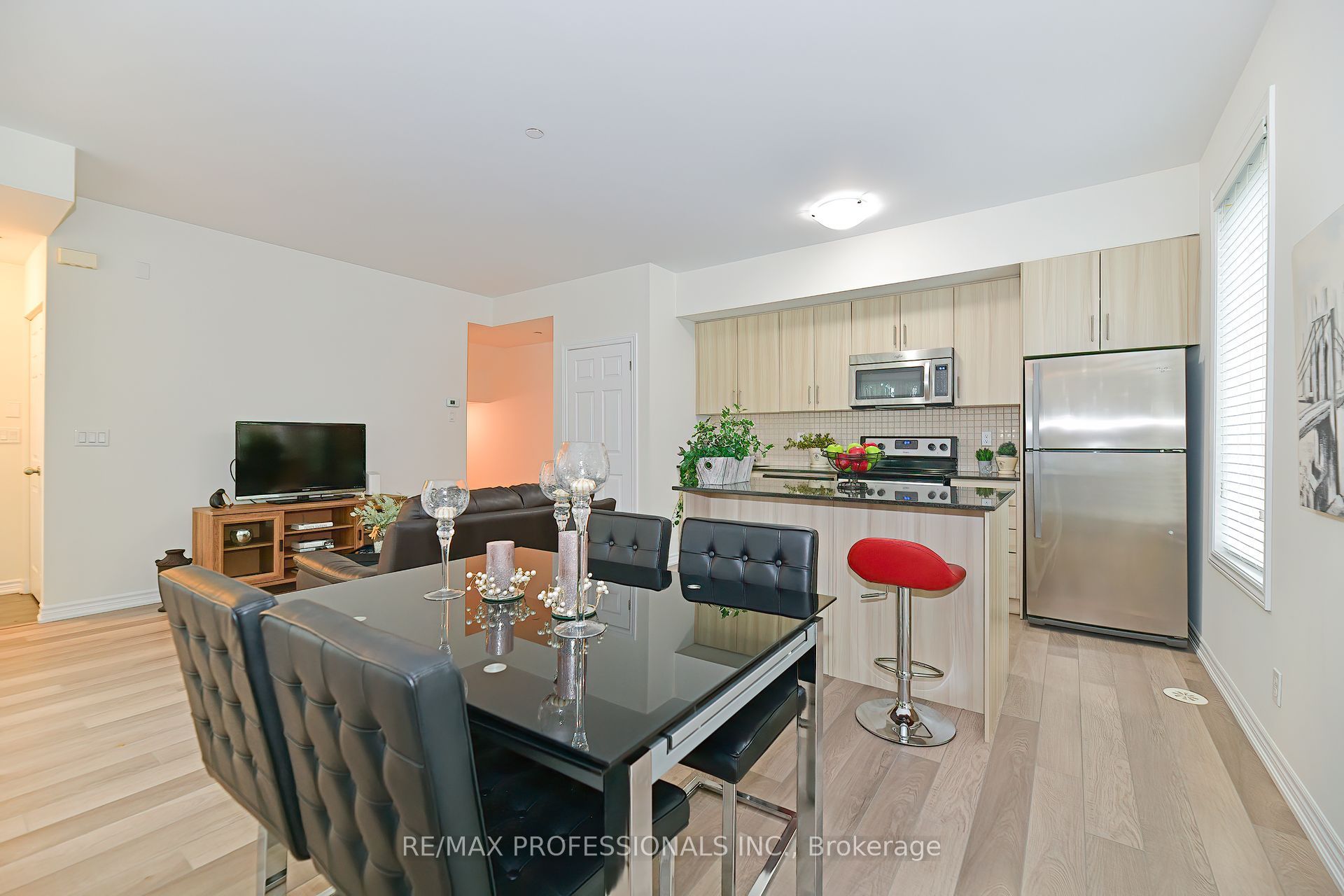 50 Carnation Avenue, #132