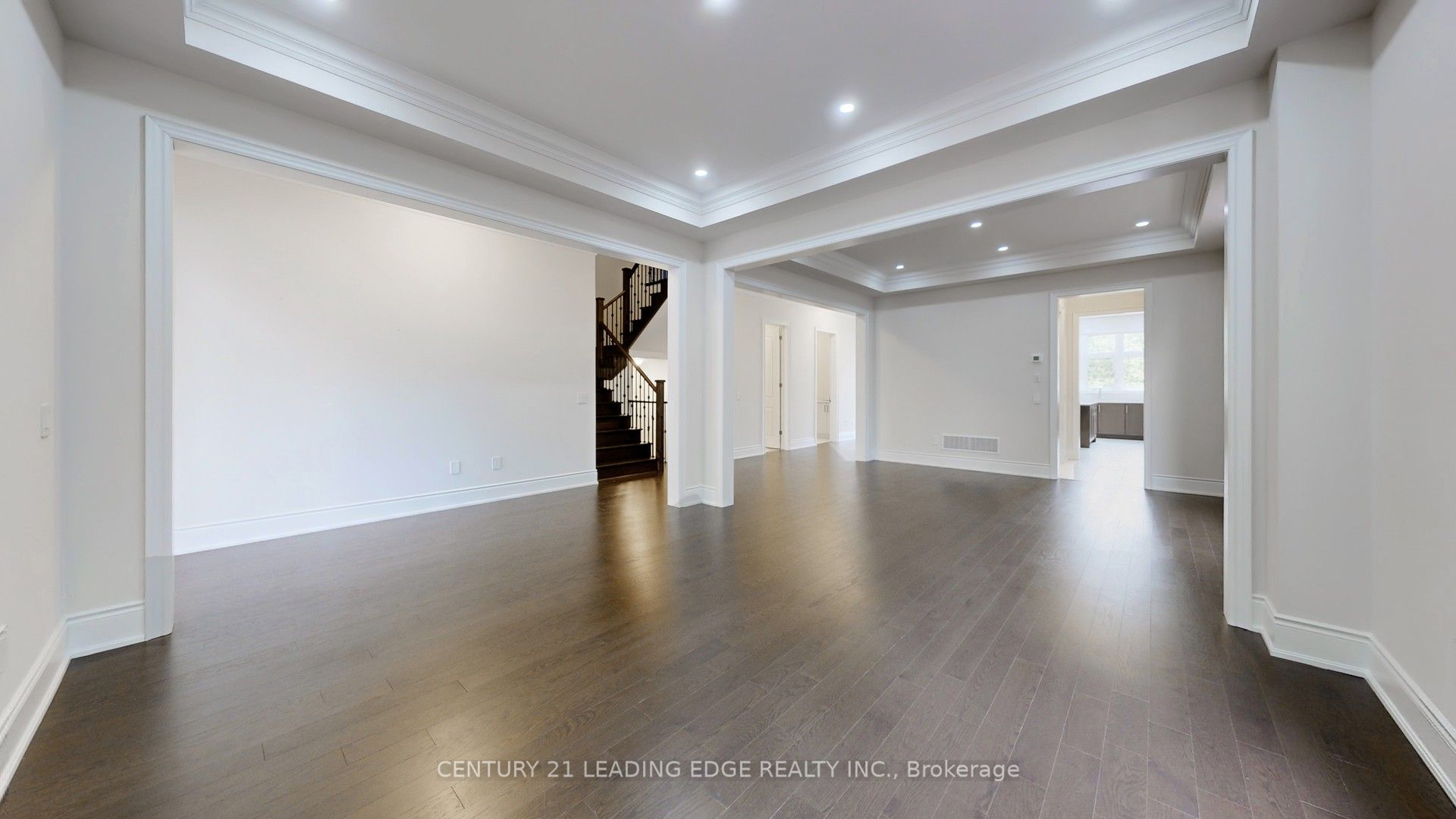 55 Raspberry Ridge Avenue