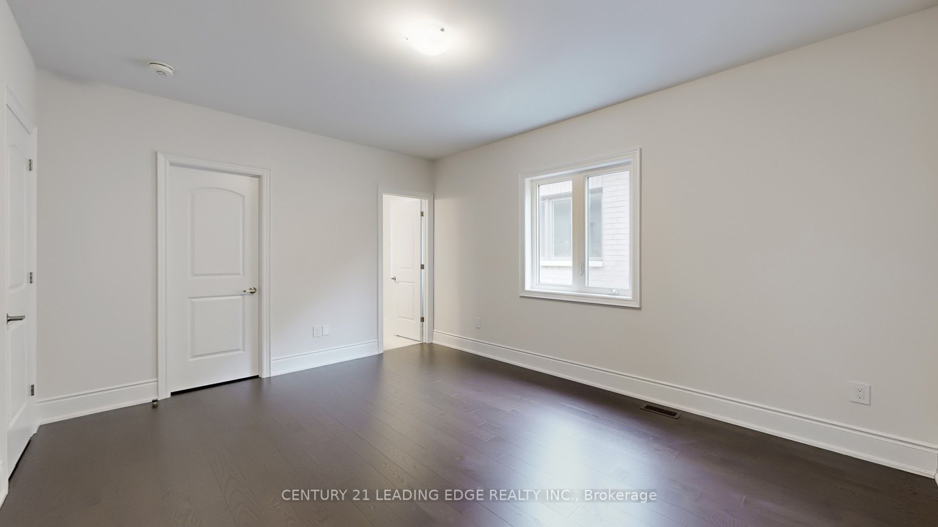 55 Raspberry Ridge Avenue