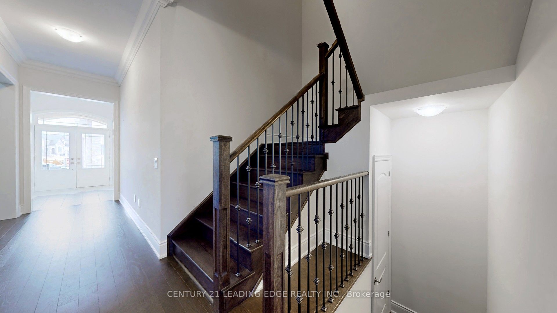 55 Raspberry Ridge Avenue