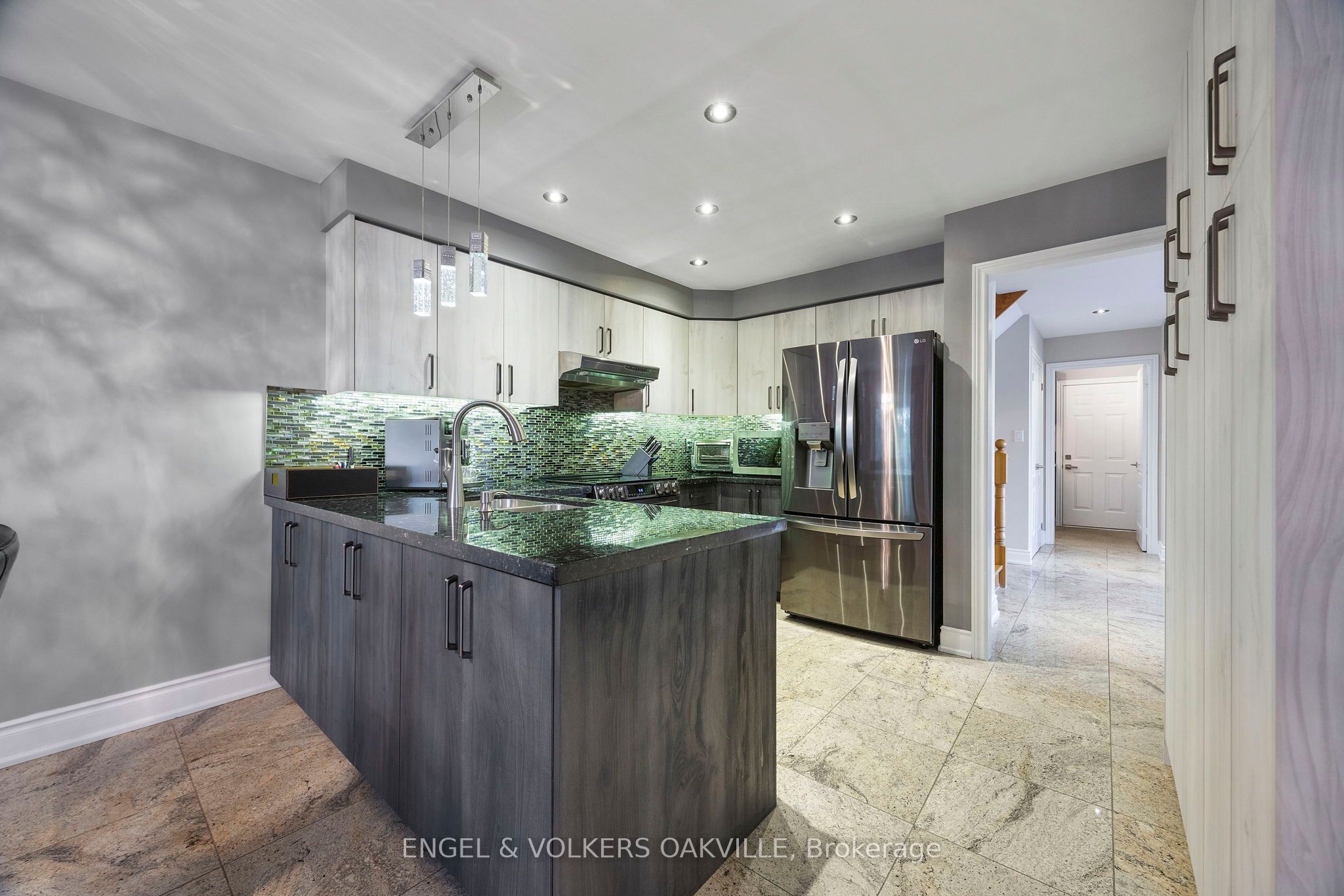 138 Cedargrove Road