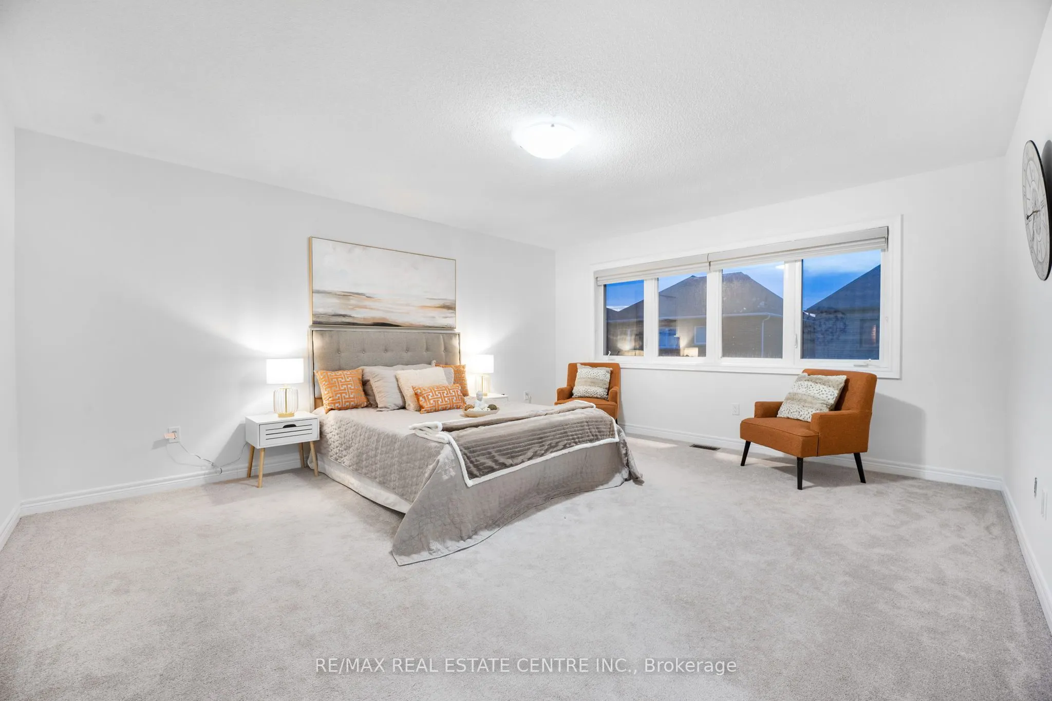 5 Forsyth Crescent E