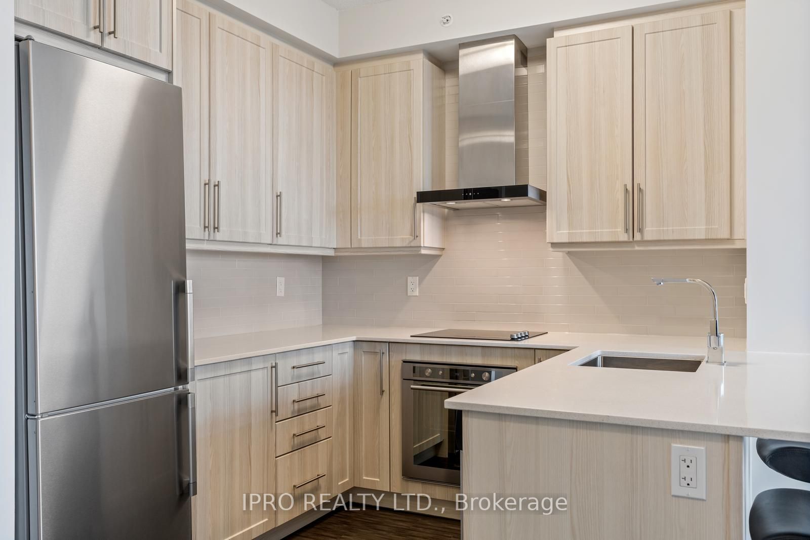2093 Fairview Street #1606