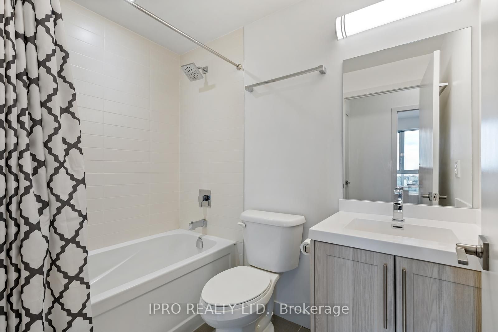 2093 Fairview Street #1606