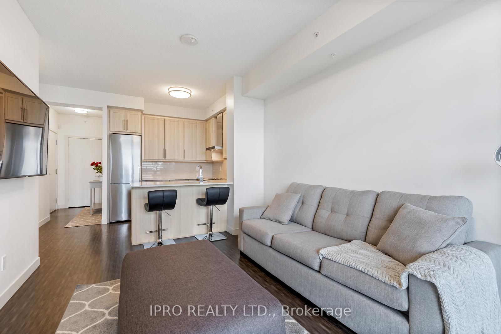 2093 Fairview Street #1606