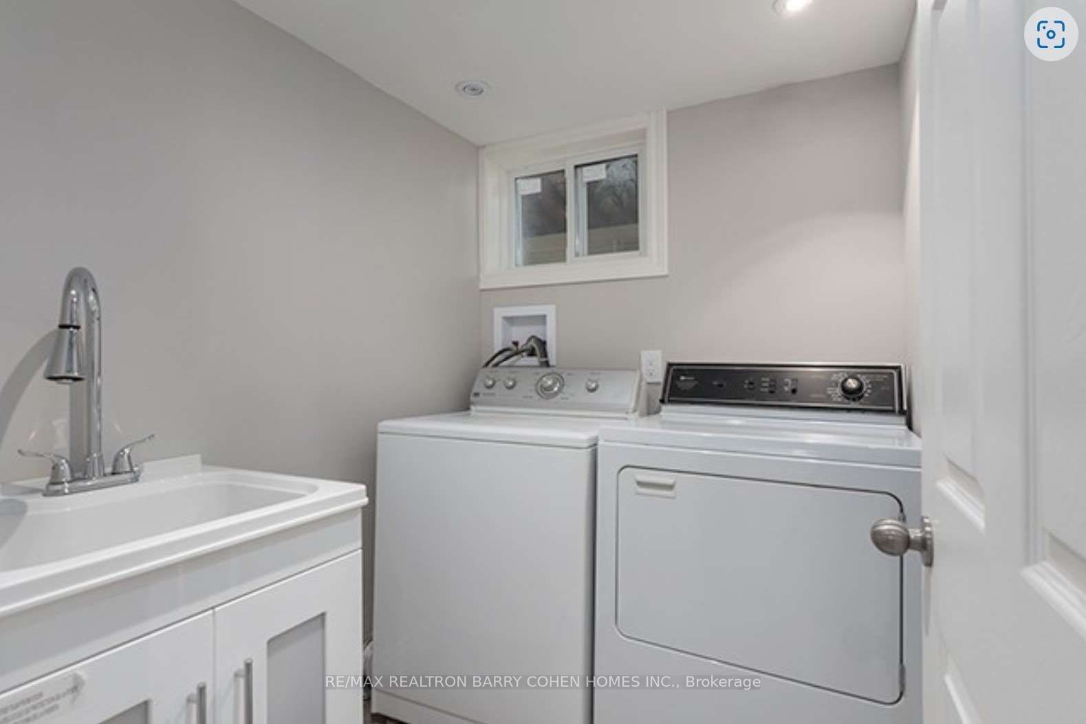 15 Delroy Drive