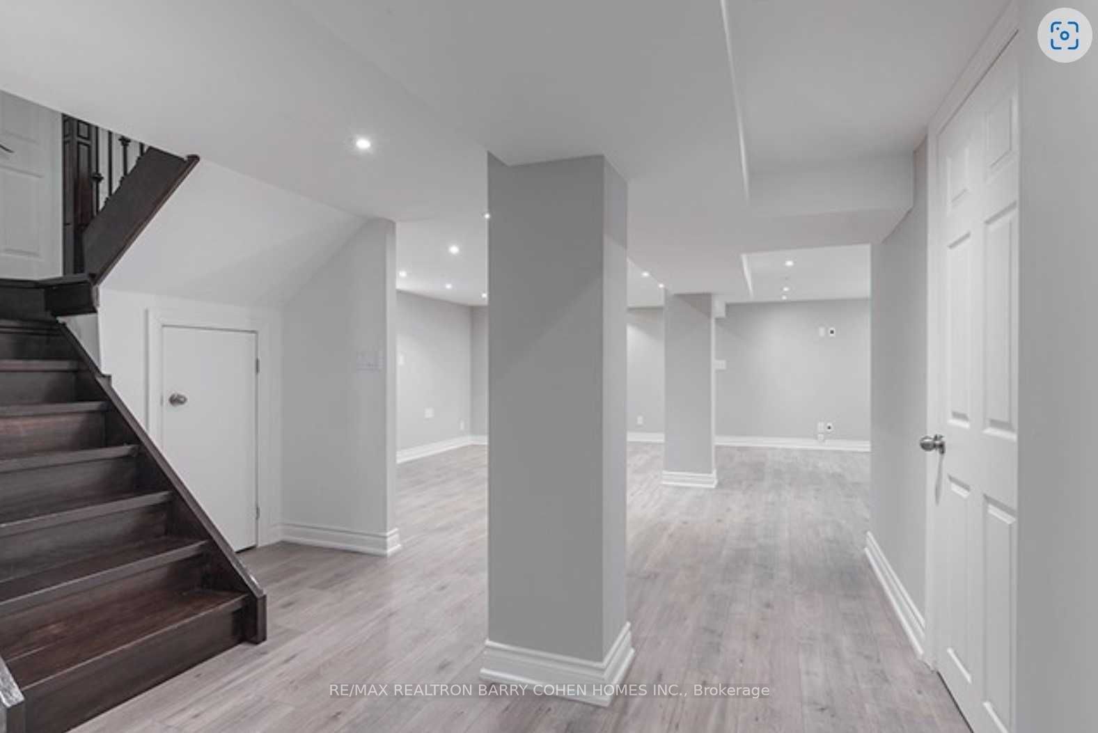 15 Delroy Drive