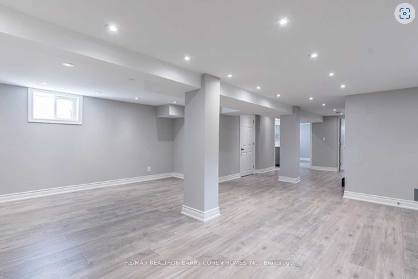 15 Delroy Drive