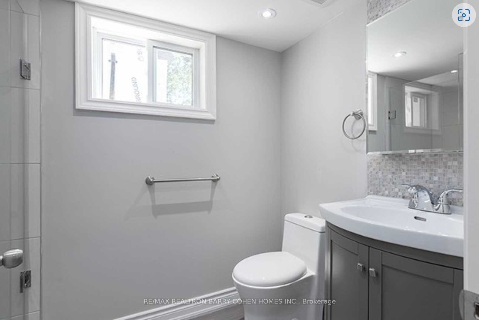 15 Delroy Drive