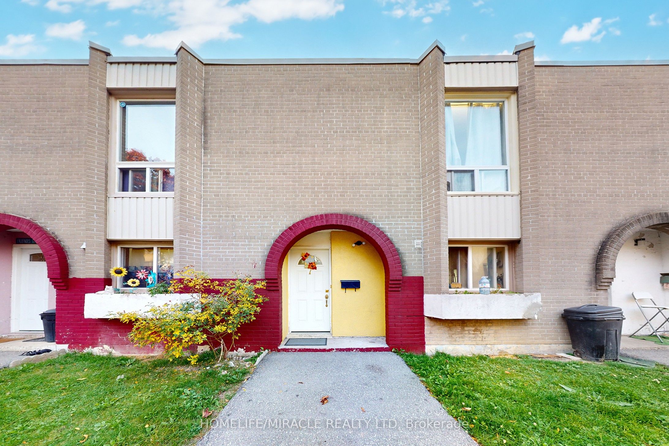 61 Driftwood Avenue, #7