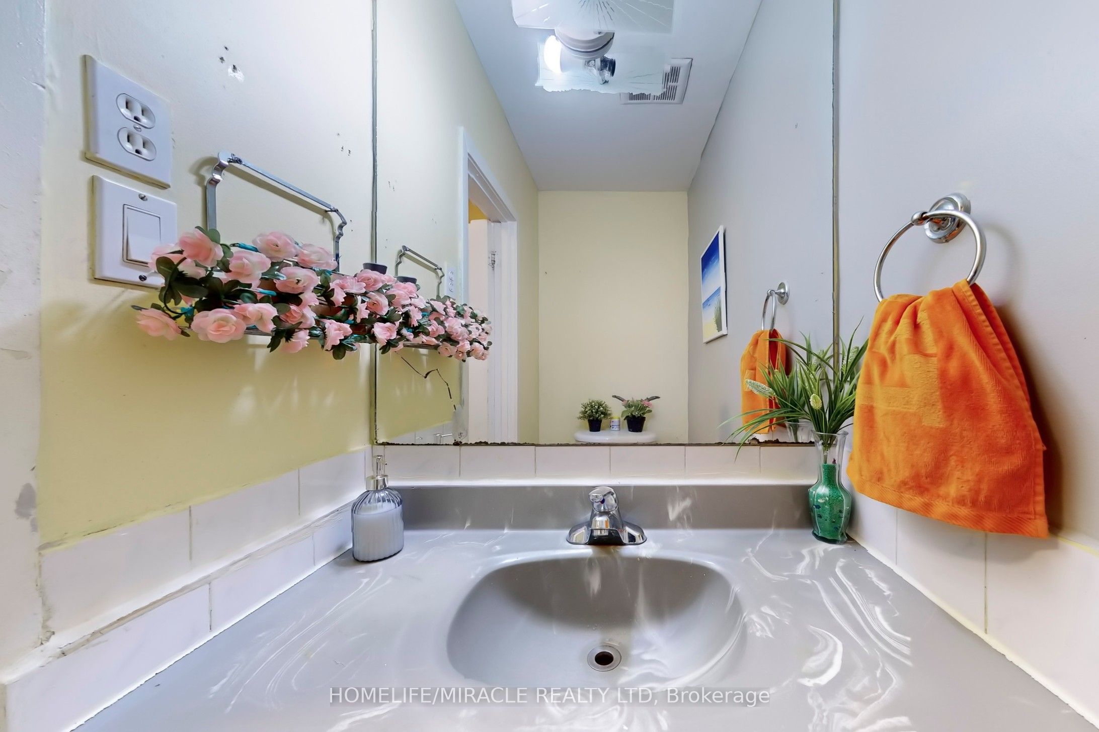 61 Driftwood Avenue, #7