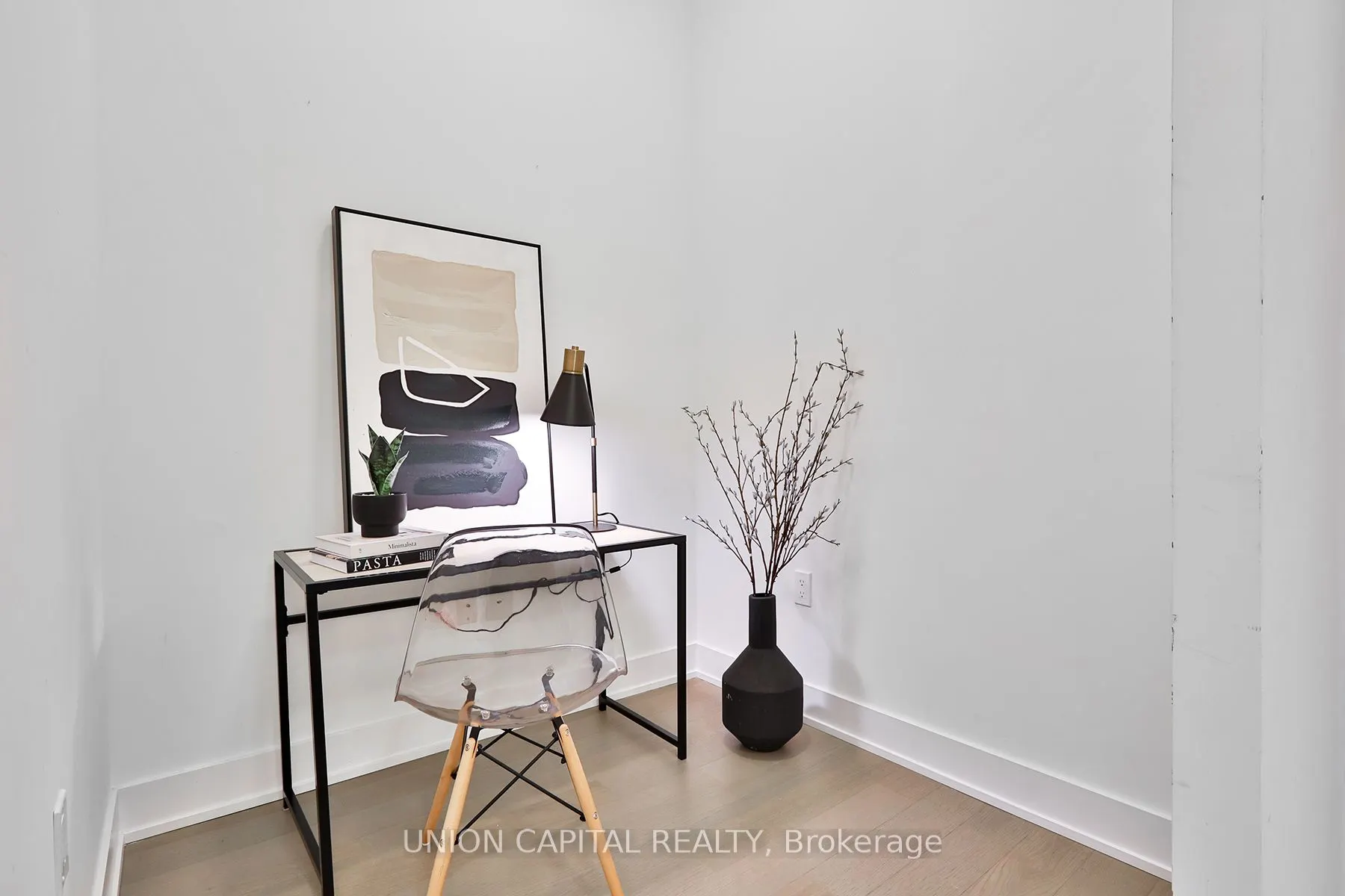 20 Shore Breeze Drive #LPH02B