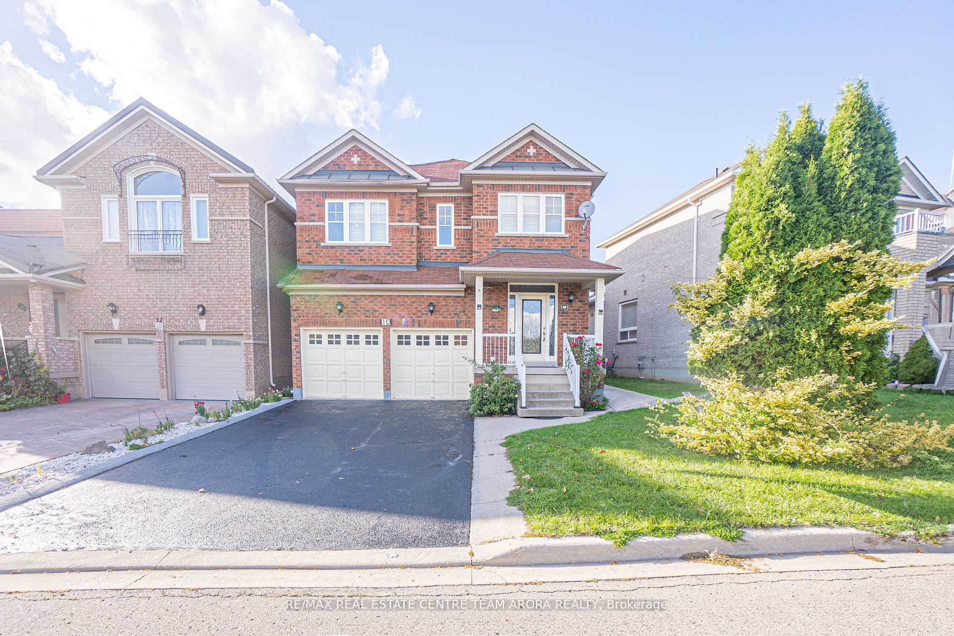 10 Pergola Way