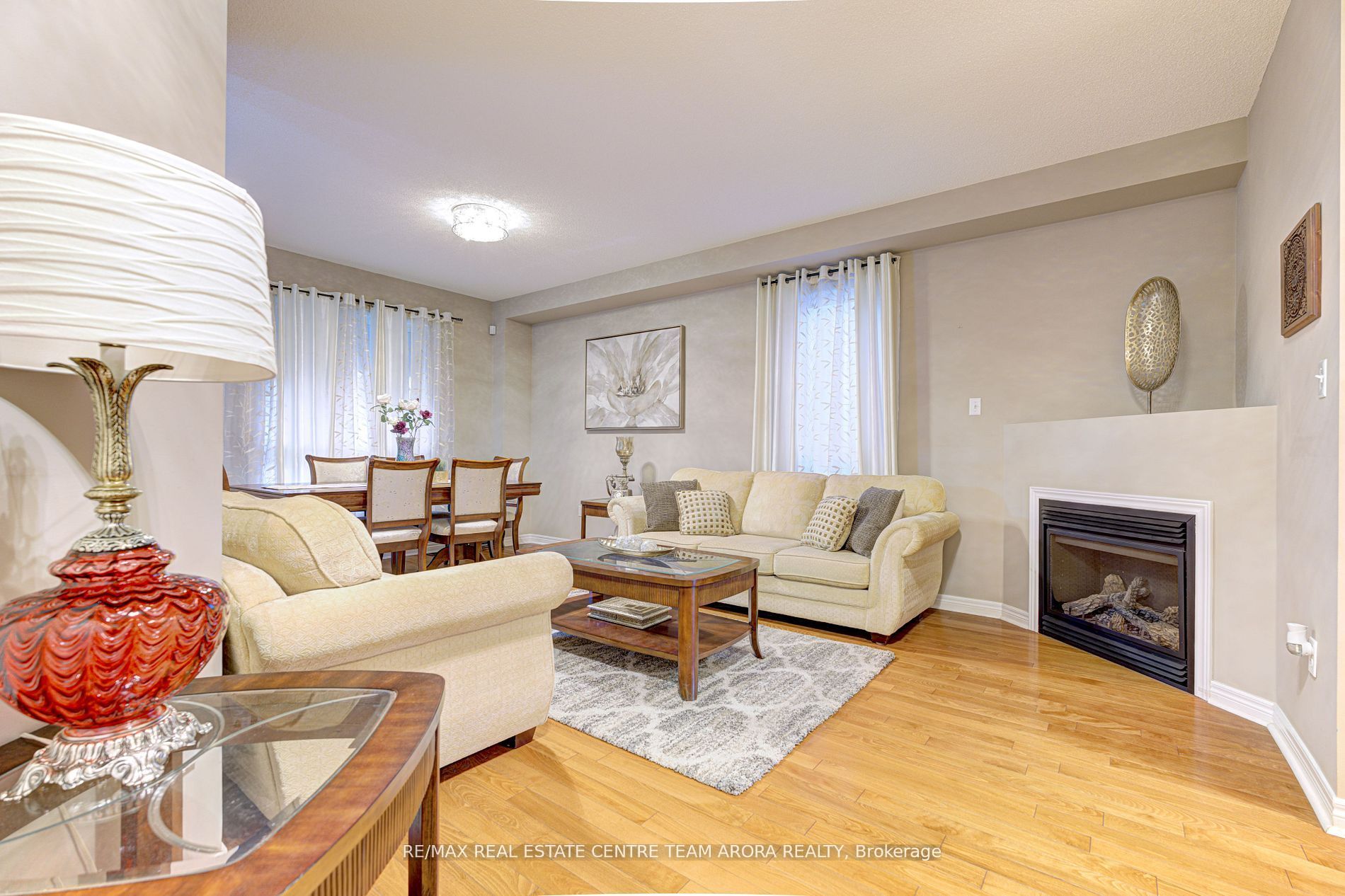 10 Pergola Way