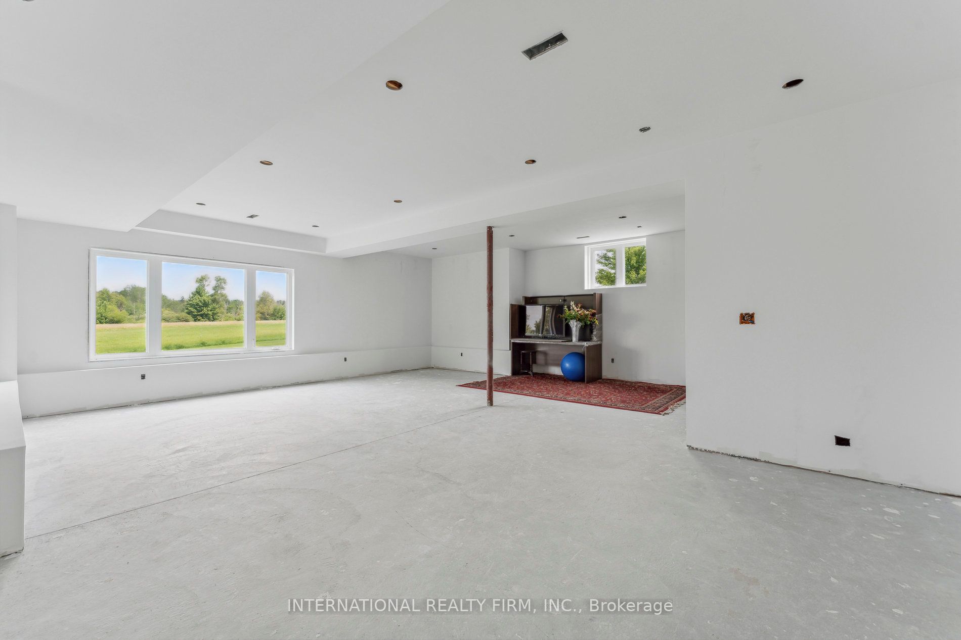 19769 Willoughby Road