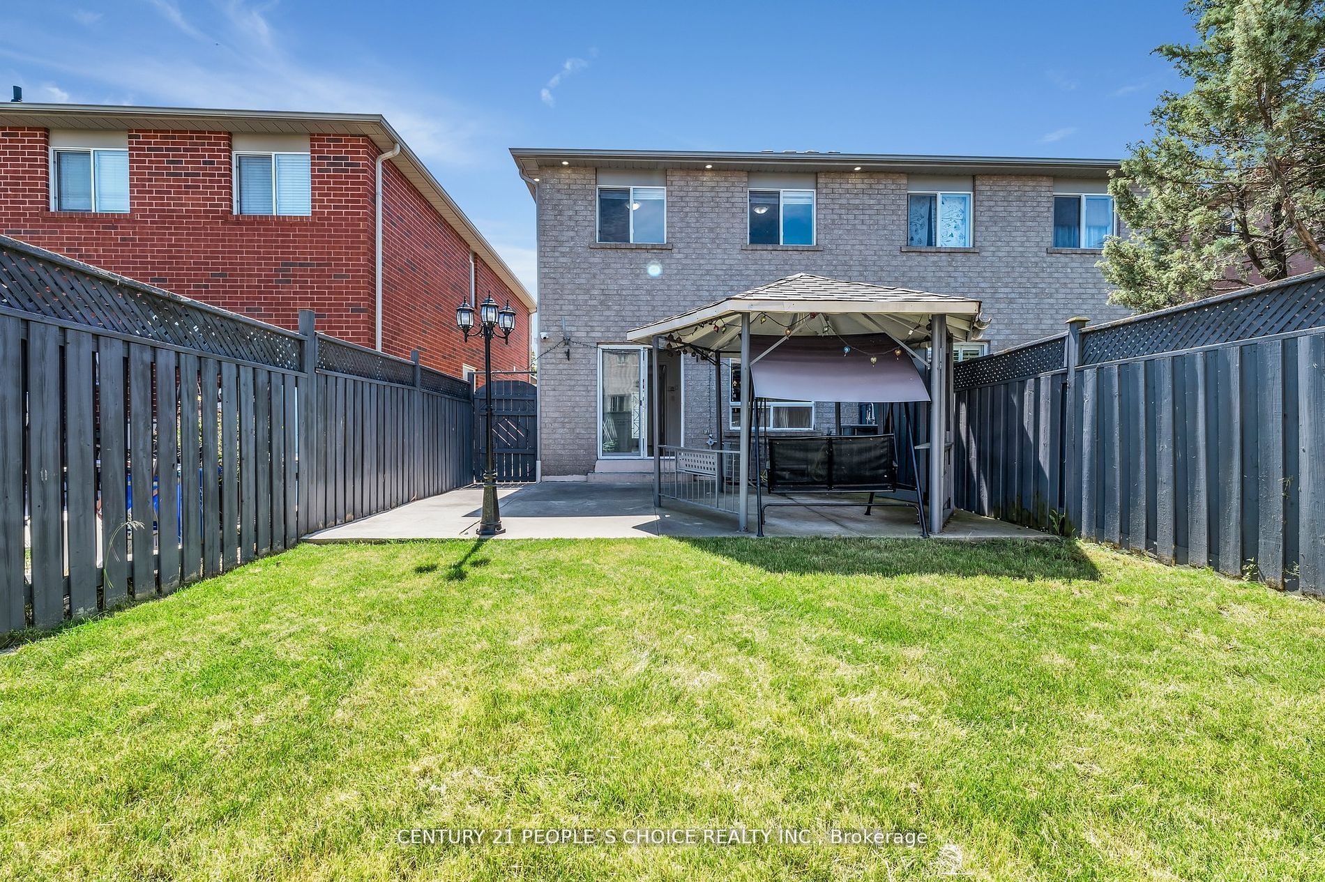 46 Studebaker Trail