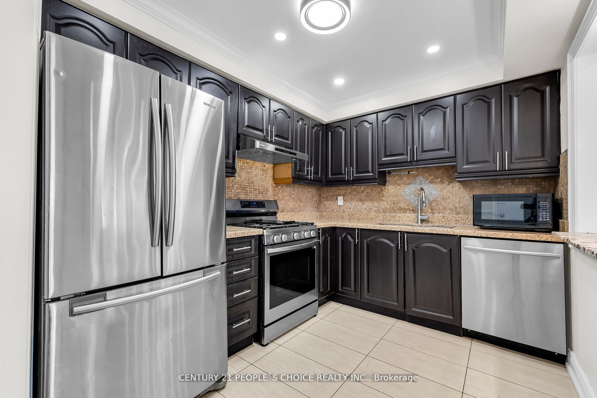 46 Studebaker Trail