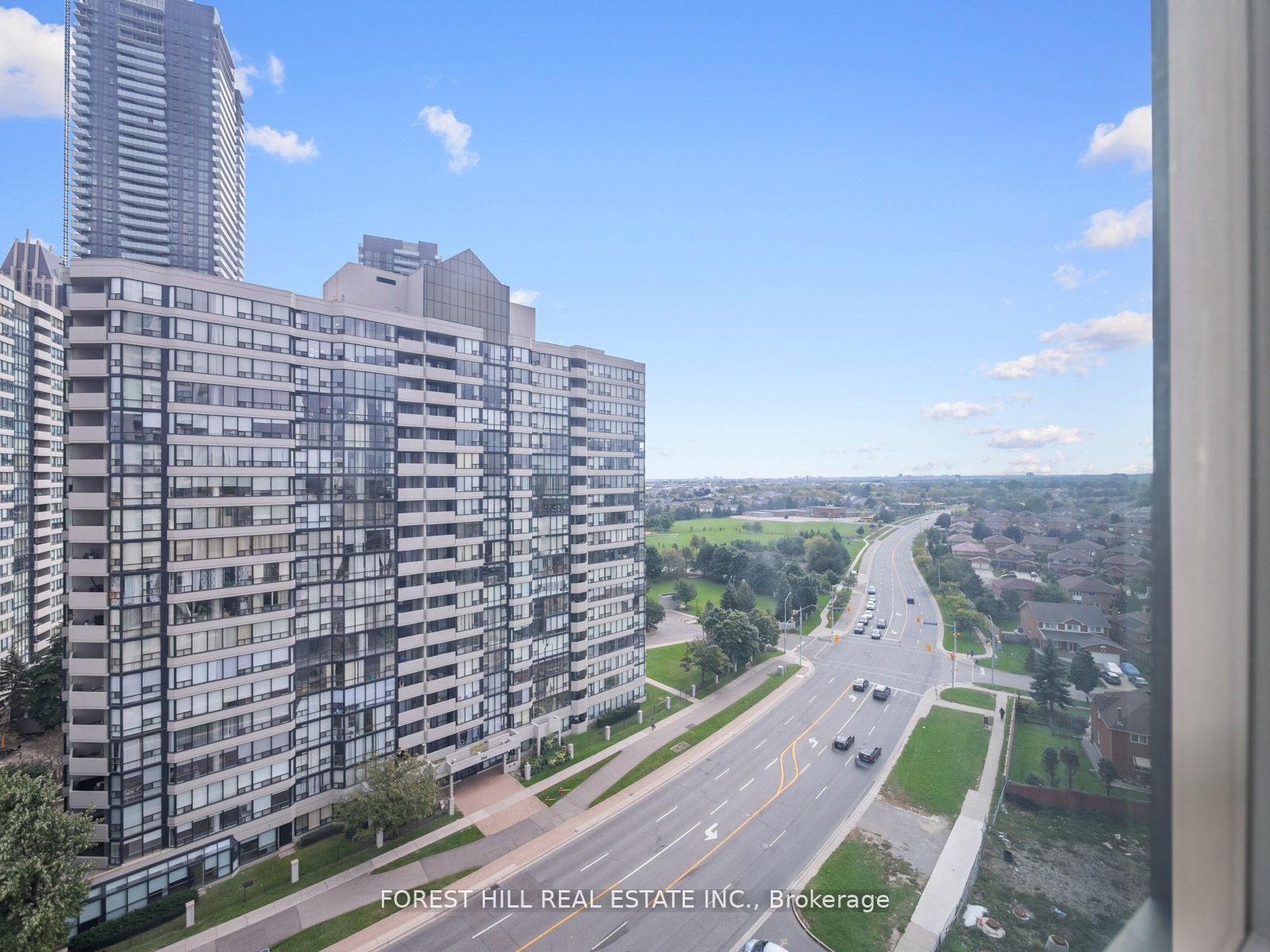 335 Rathburn Road W #1510