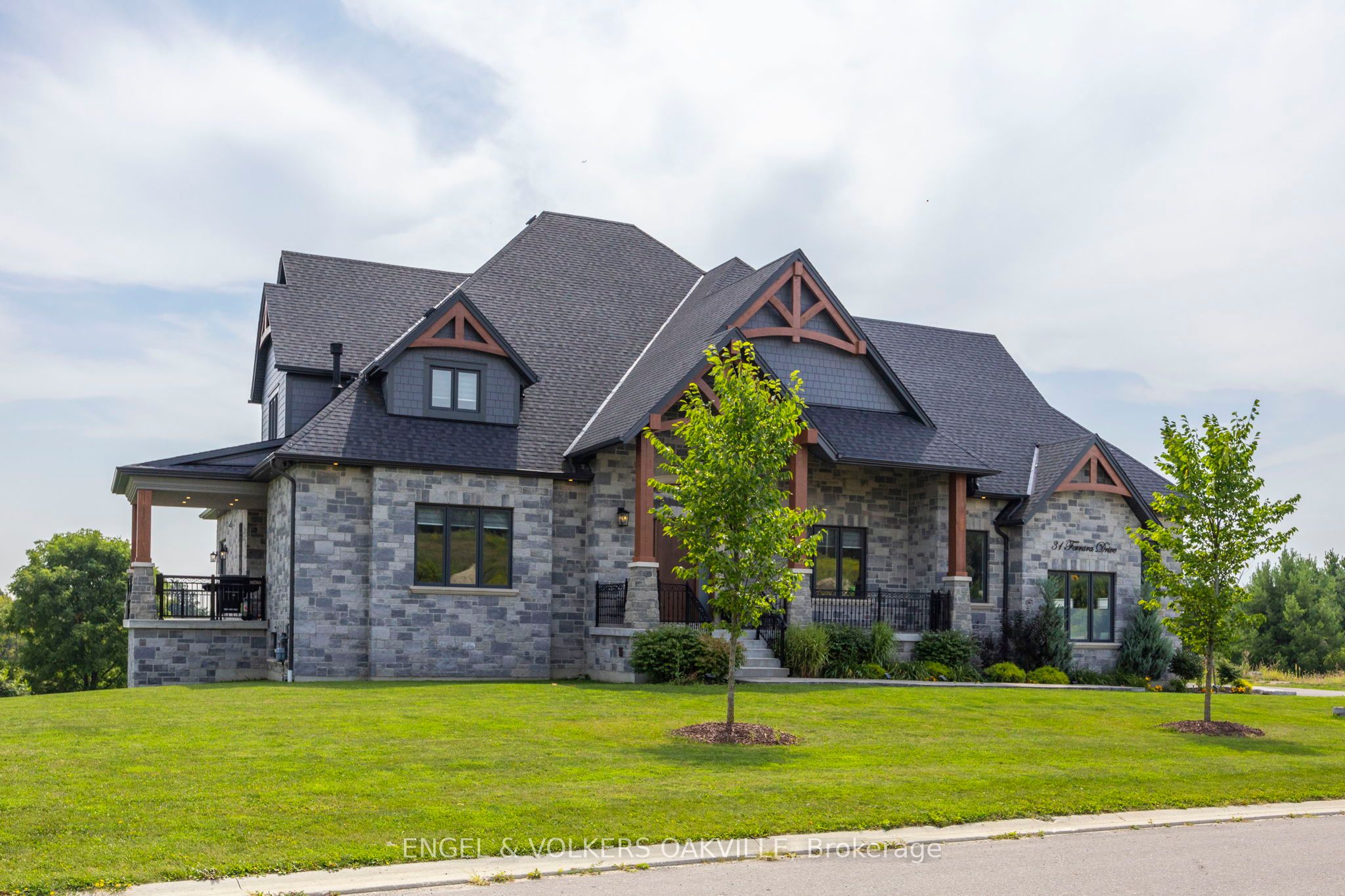 31 Ferrara Drive