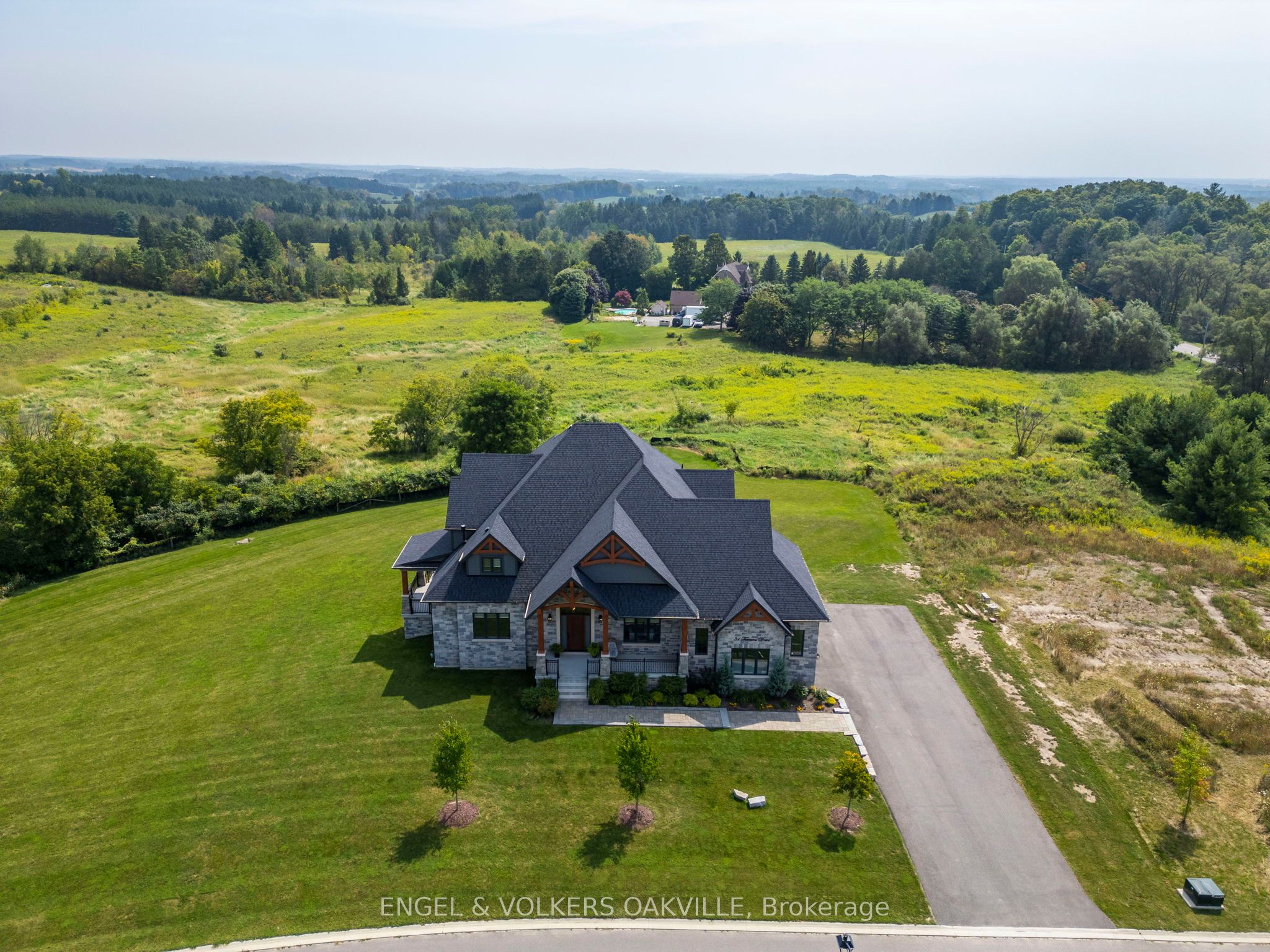 31 Ferrara Drive