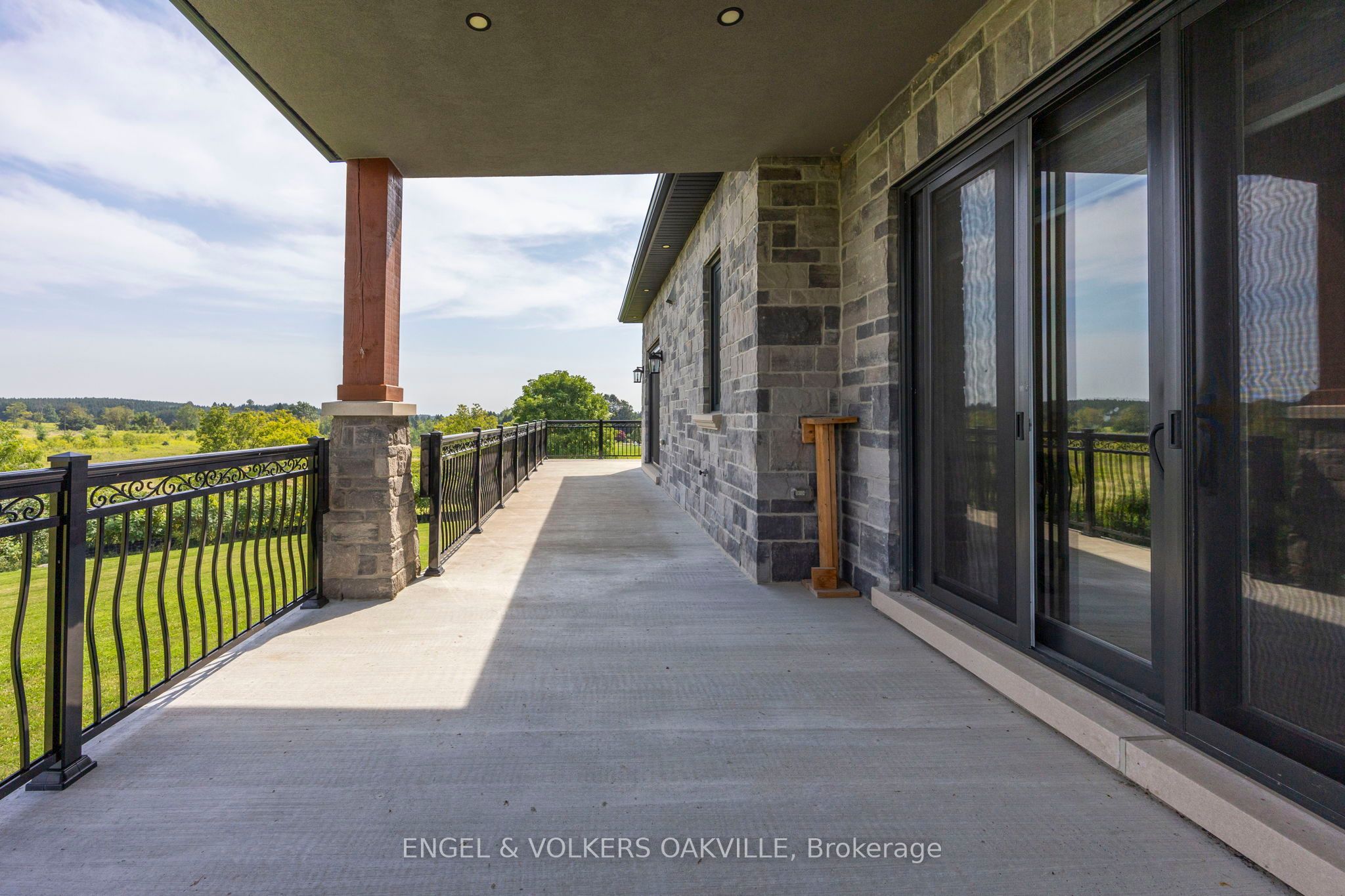 31 Ferrara Drive
