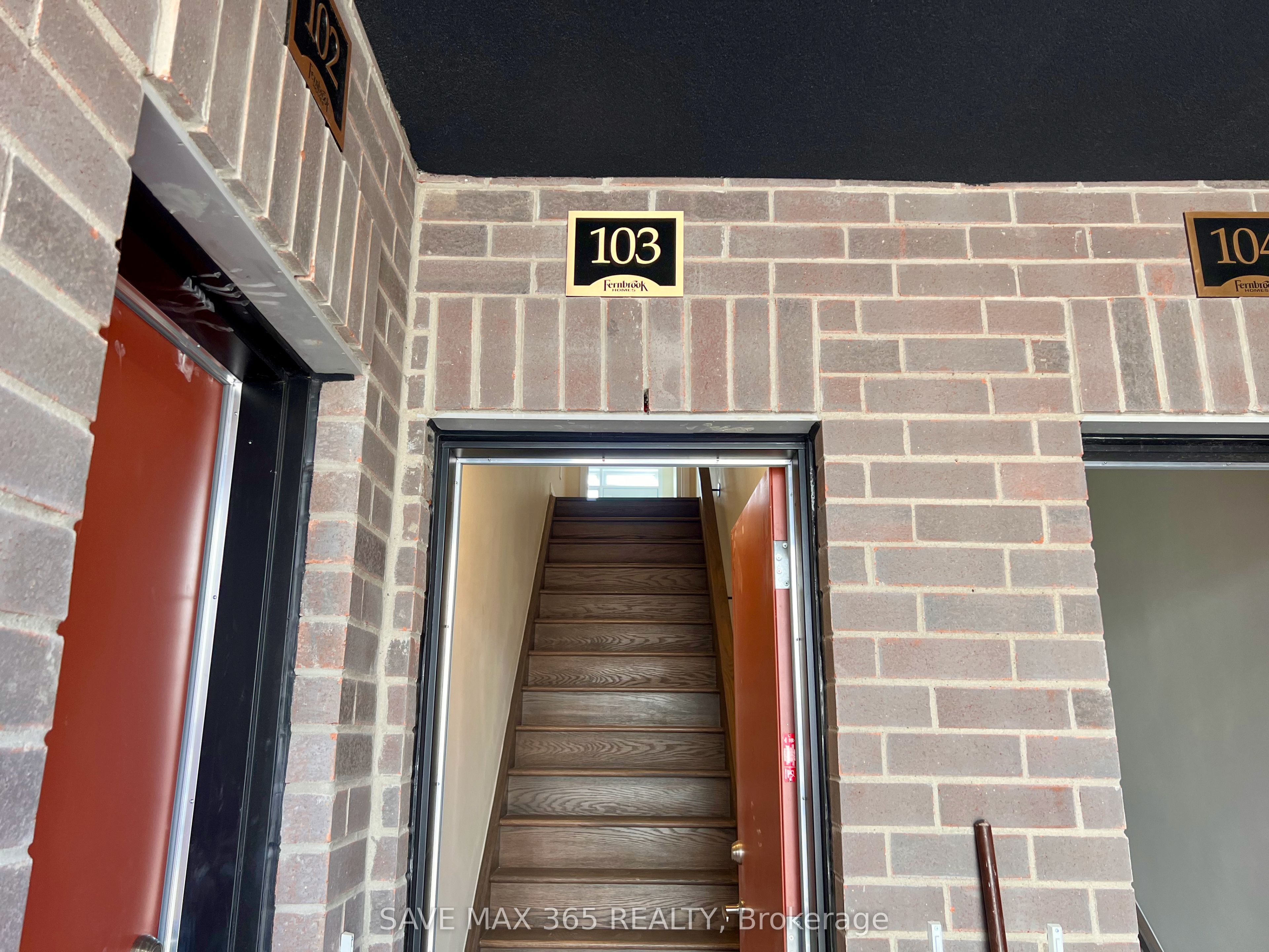 1565 Rose Way, #103