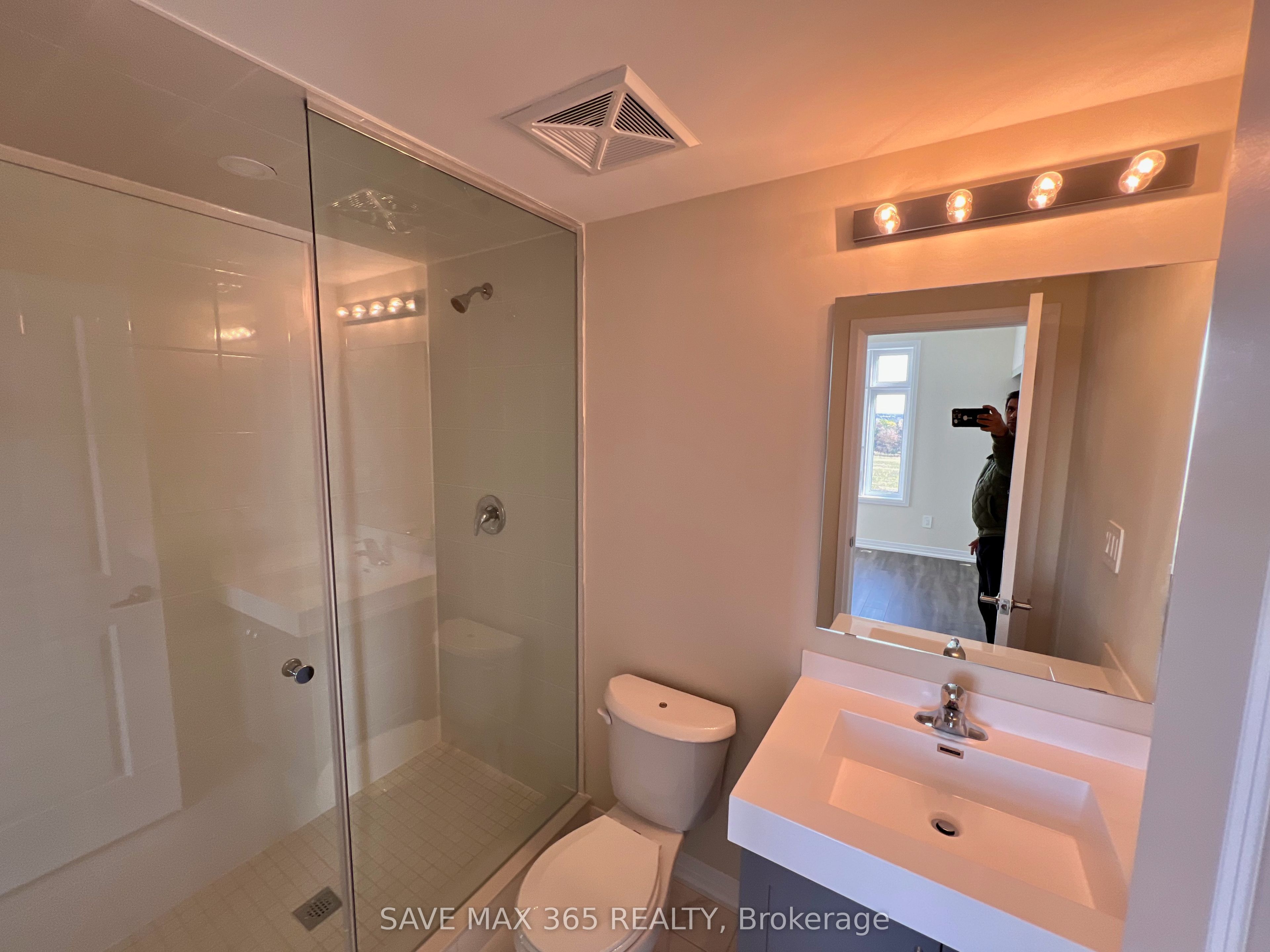 1565 Rose Way, #103