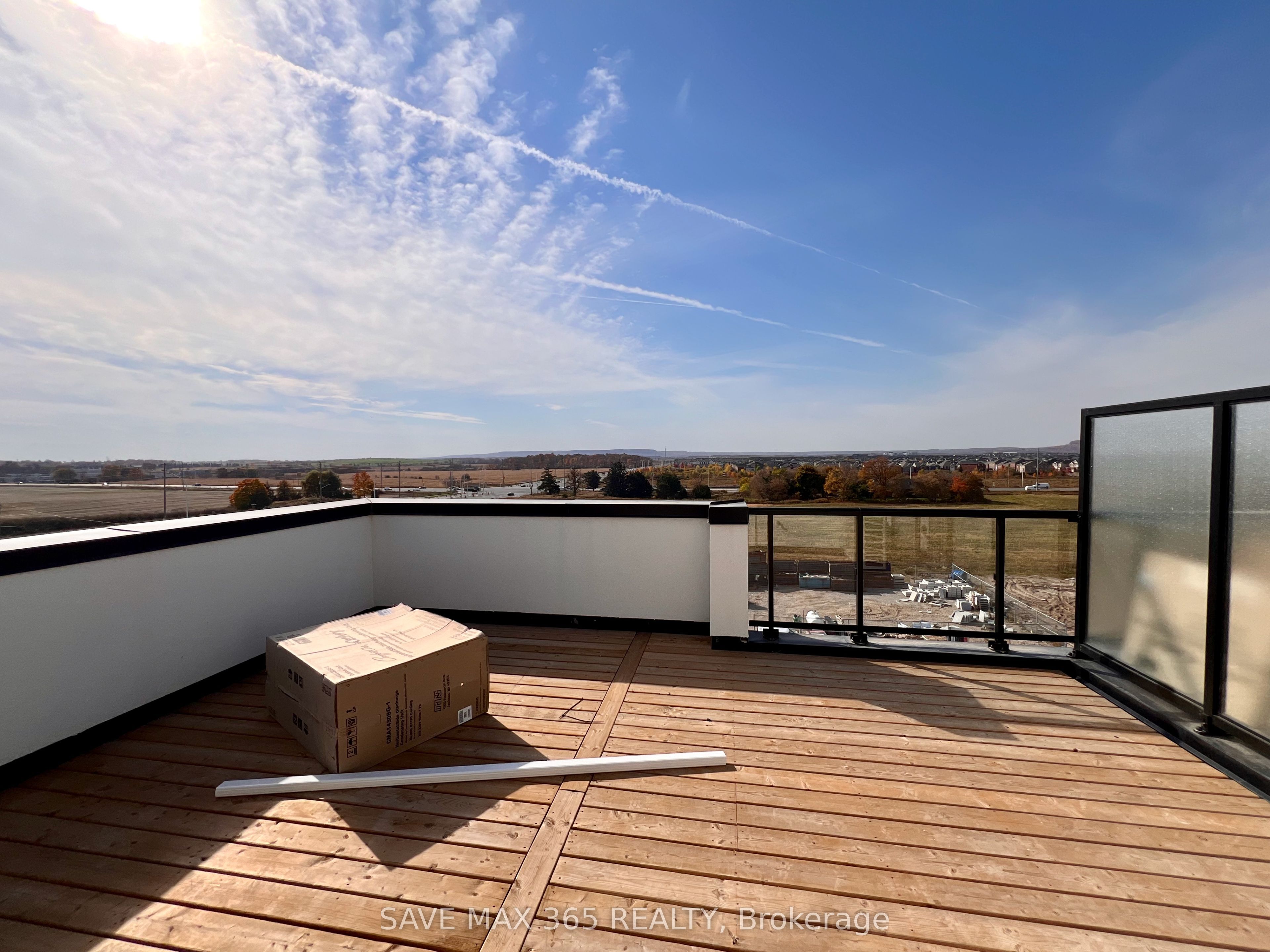 1565 Rose Way, #103