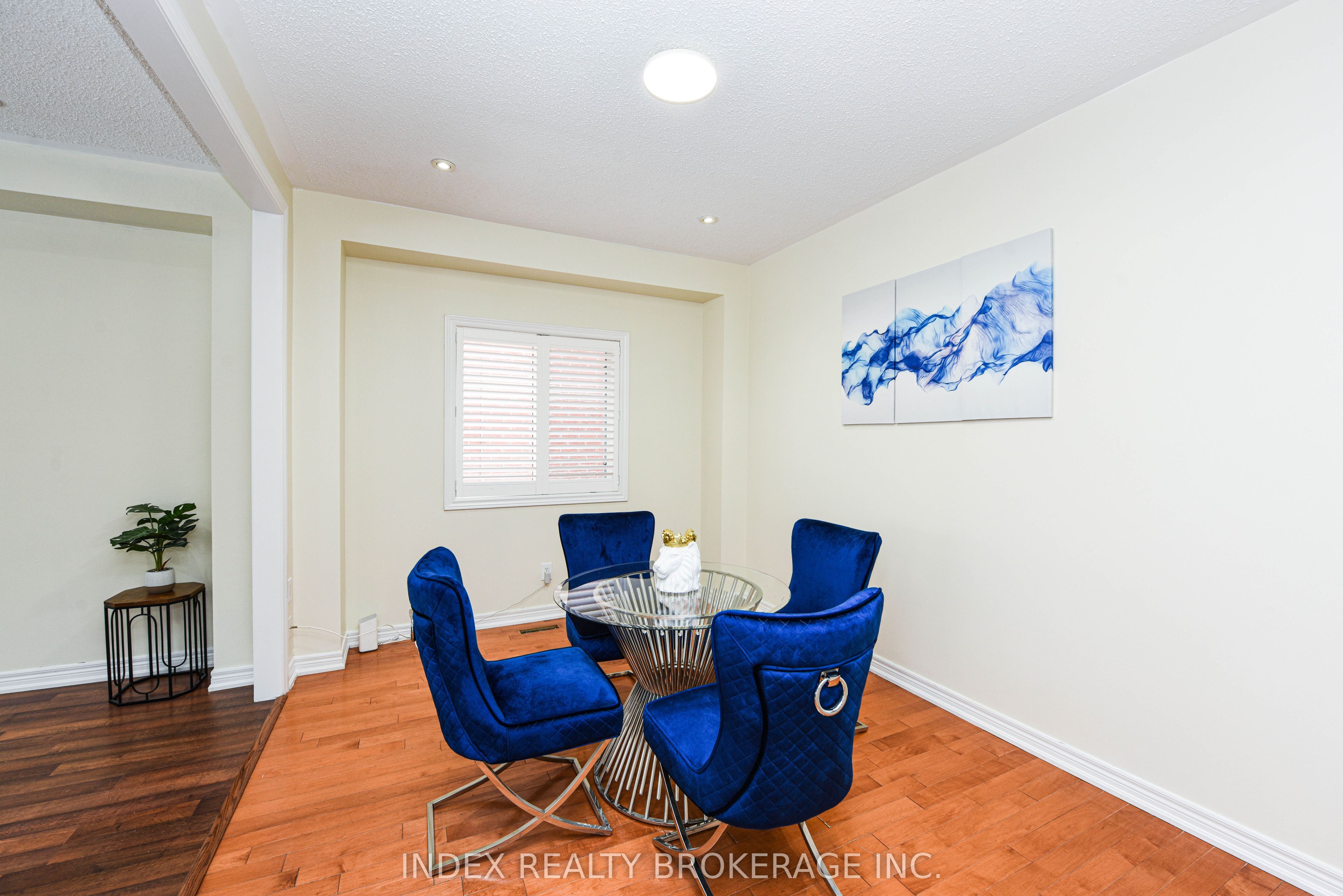 32 Charger Lane