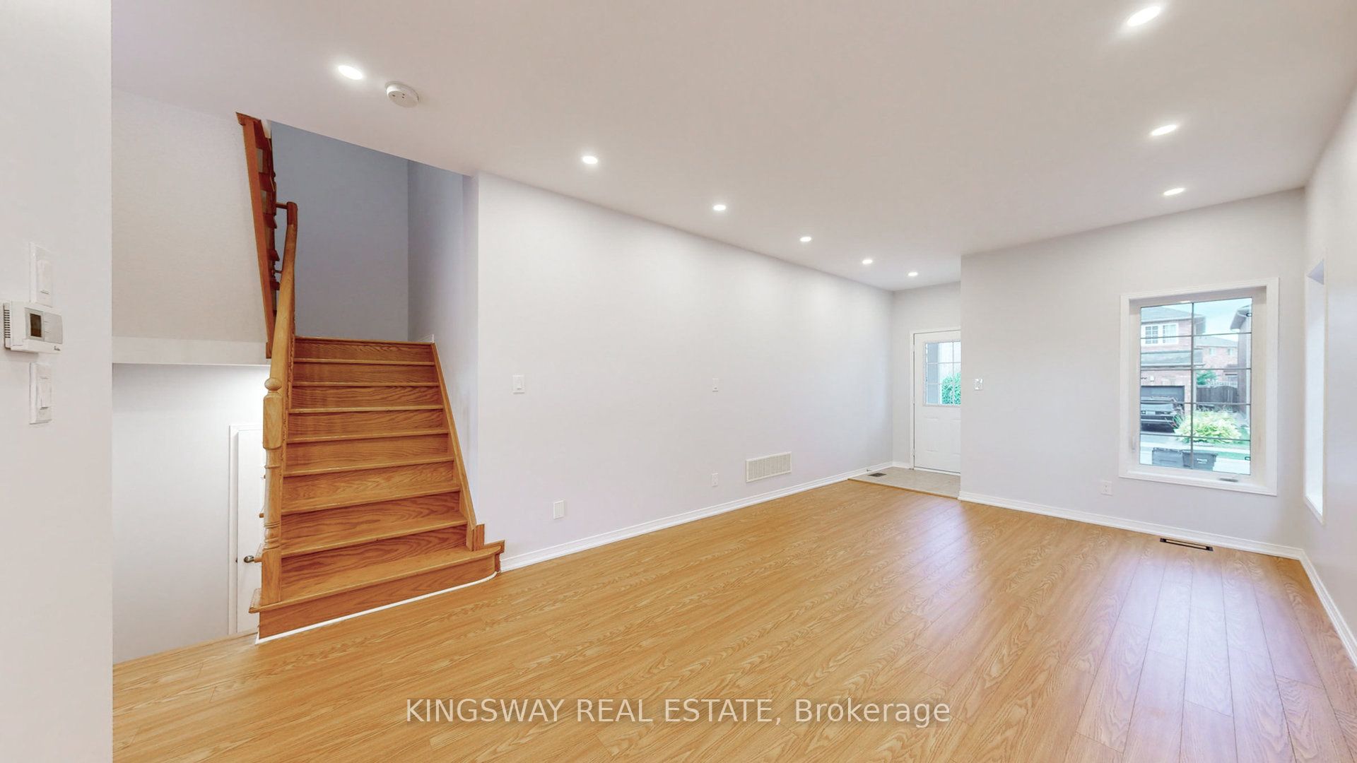 84 Abbotsbury Drive