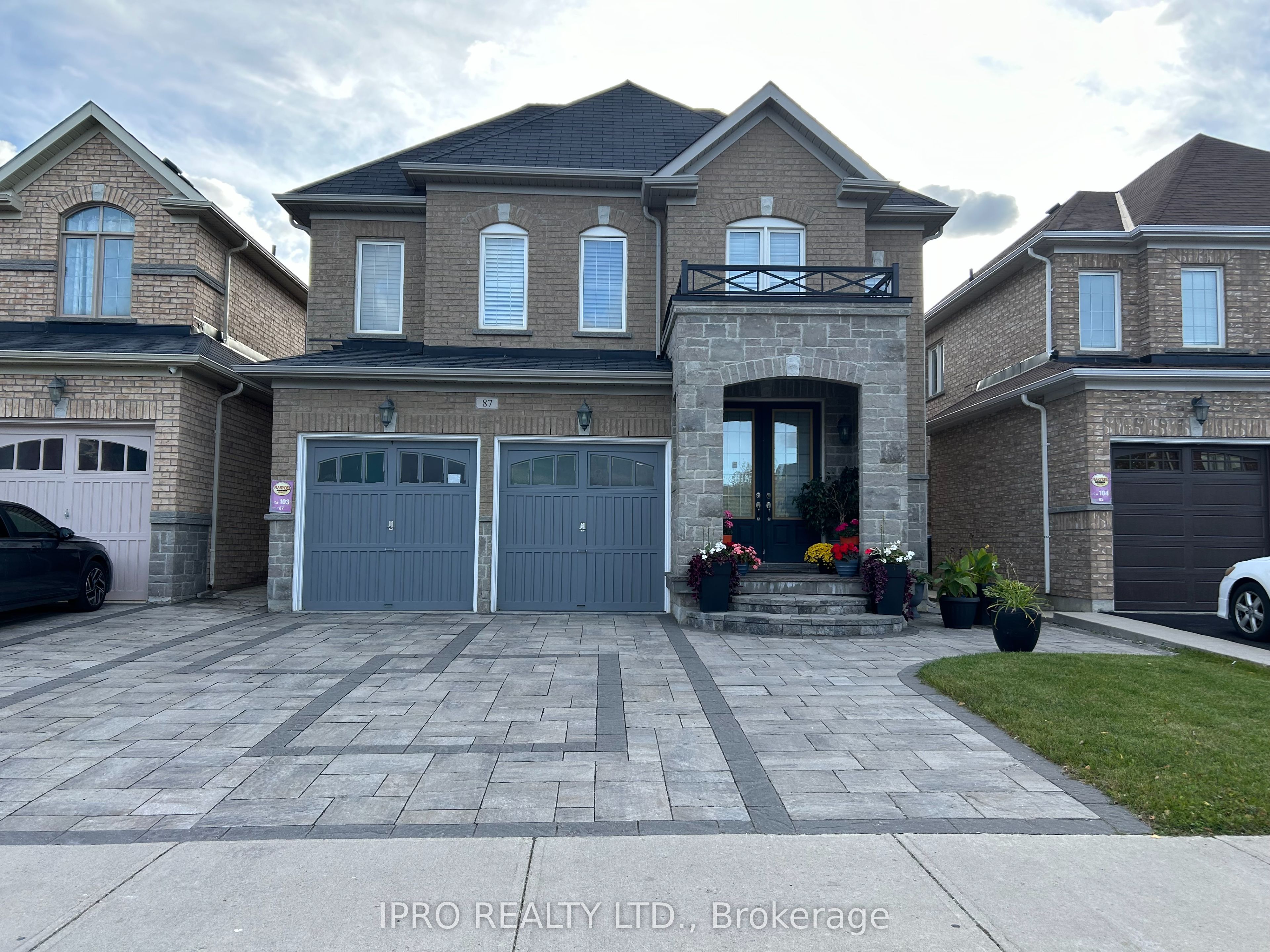 87 Campwood Crescent #Bsmt