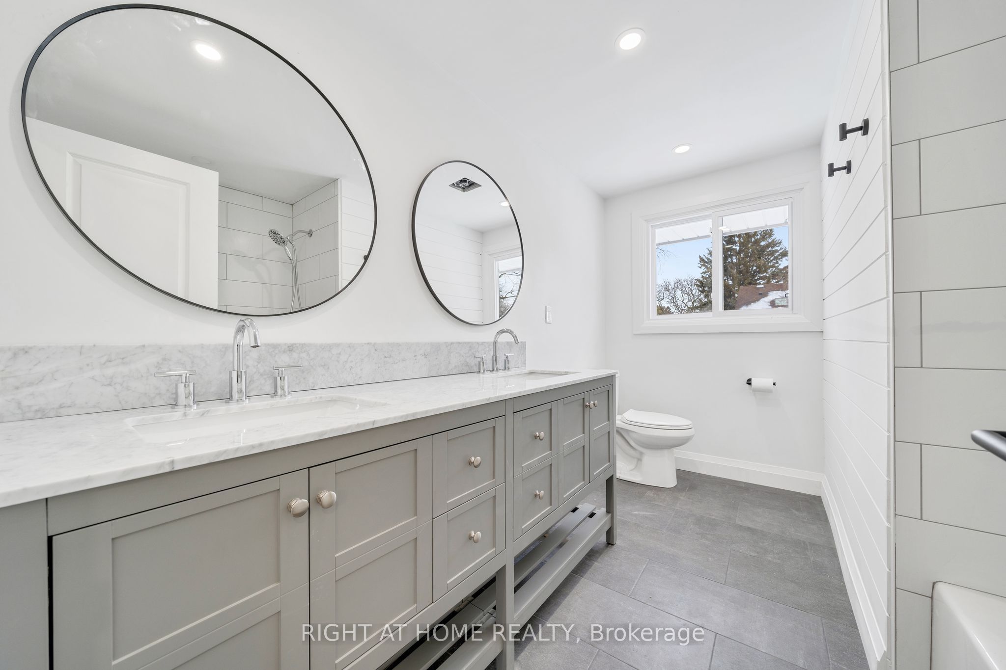 192 Waldoncroft Crescent