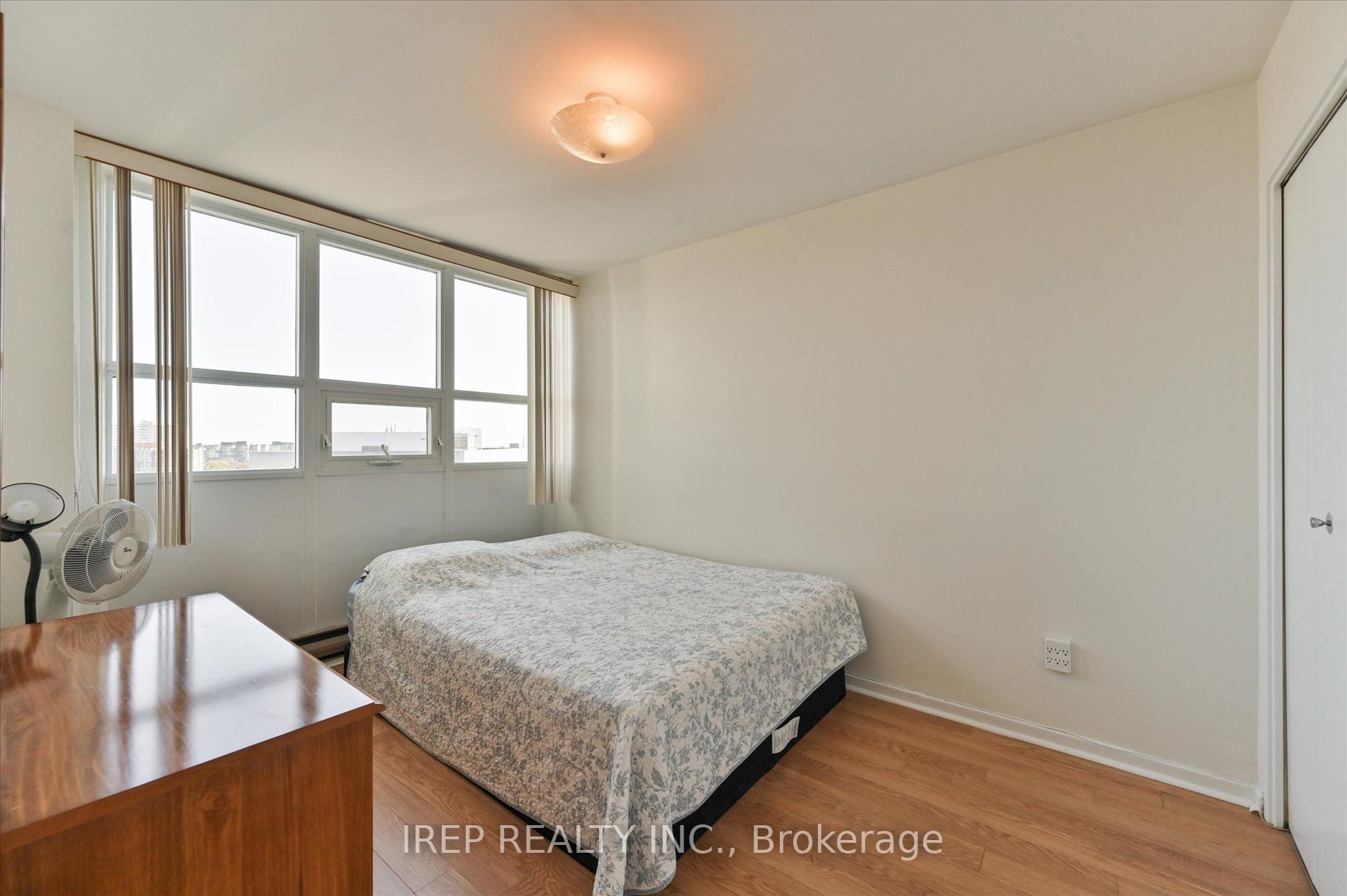 2323 Confederation Parkway, #1201