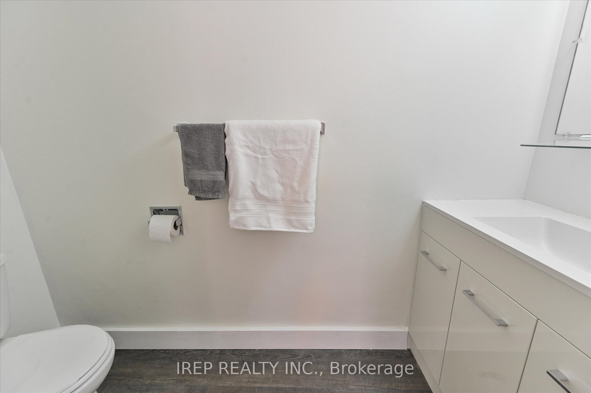 2323 Confederation Parkway, #1201