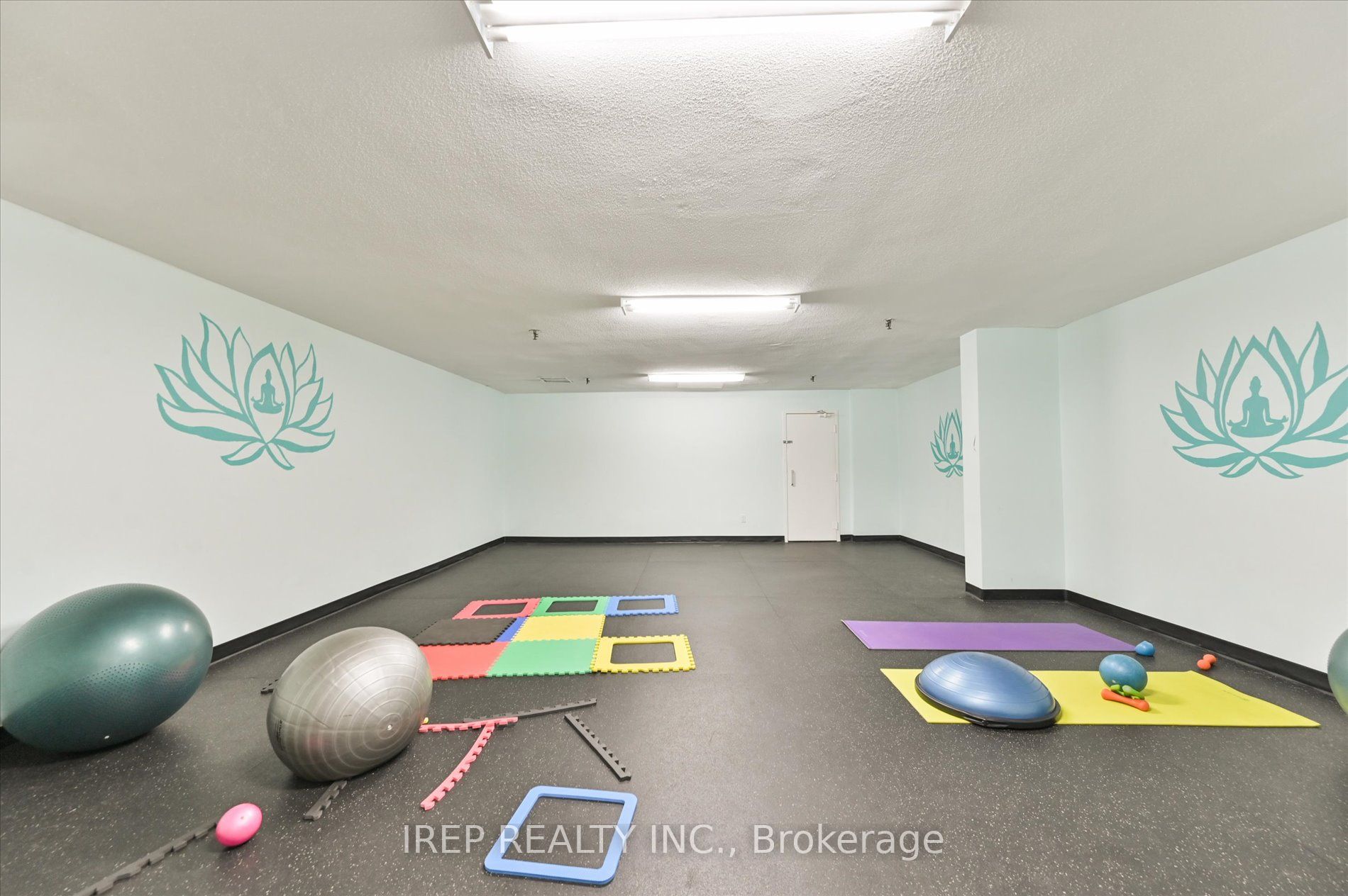 2323 Confederation Parkway, #1201
