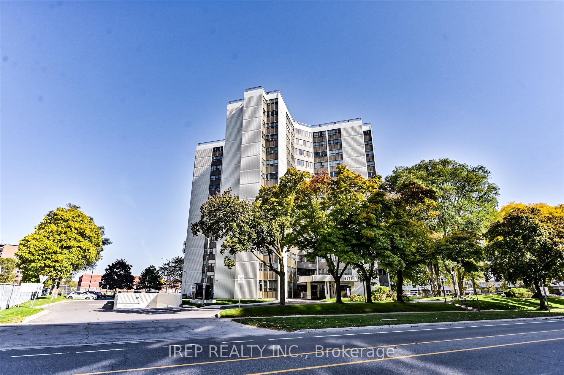 2323 Confederation Parkway, #1201