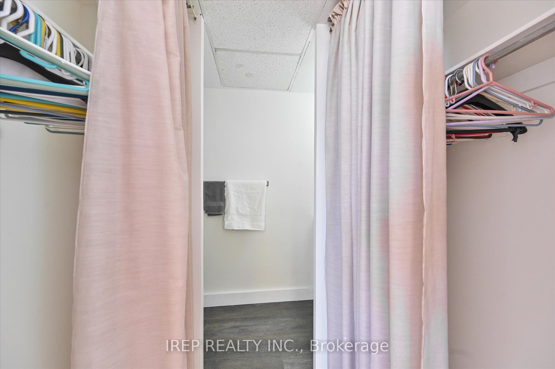 2323 Confederation Parkway, #1201
