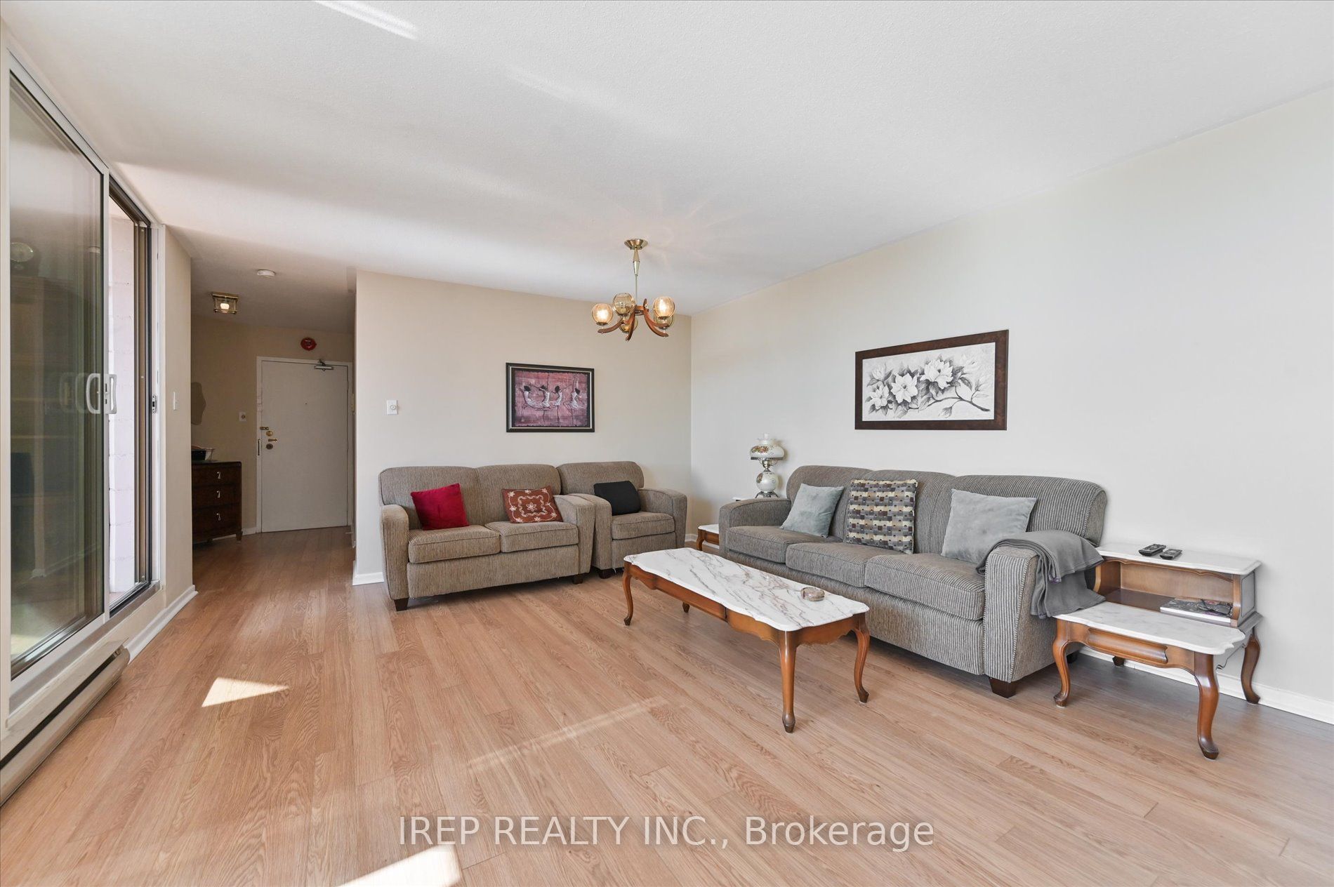 2323 Confederation Parkway, #1201