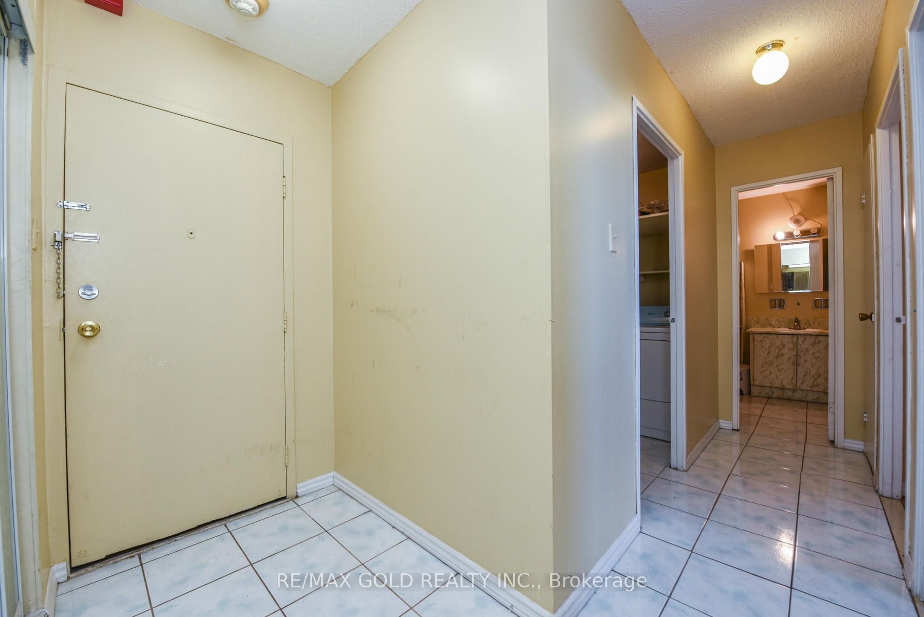 3555 Derry Road E #1006