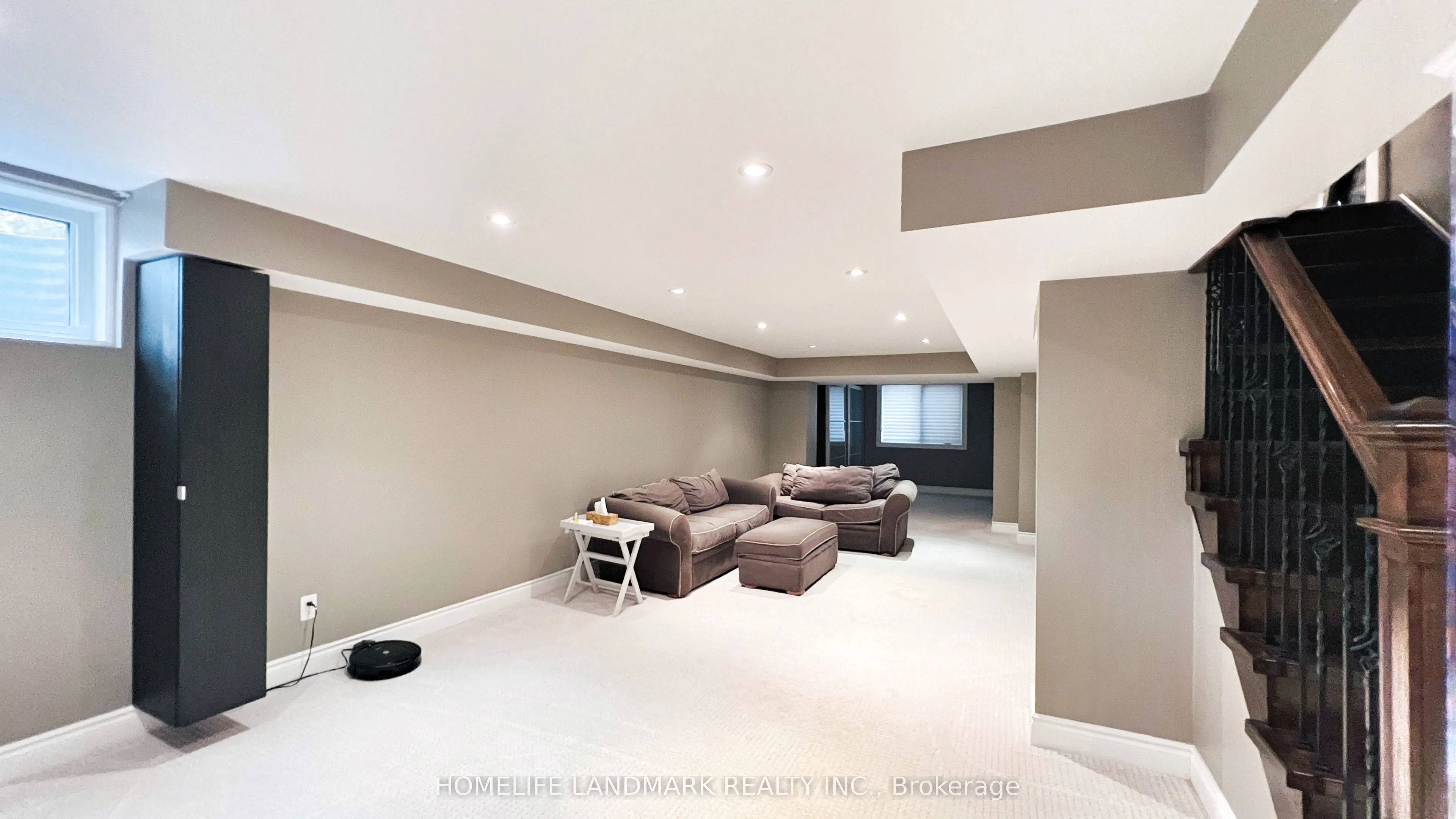 2333 Bennington Gate
