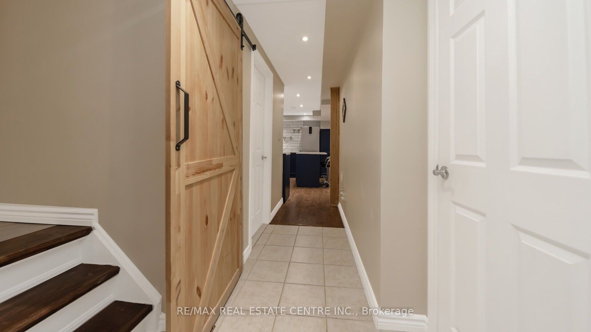 4 Chetholme Place