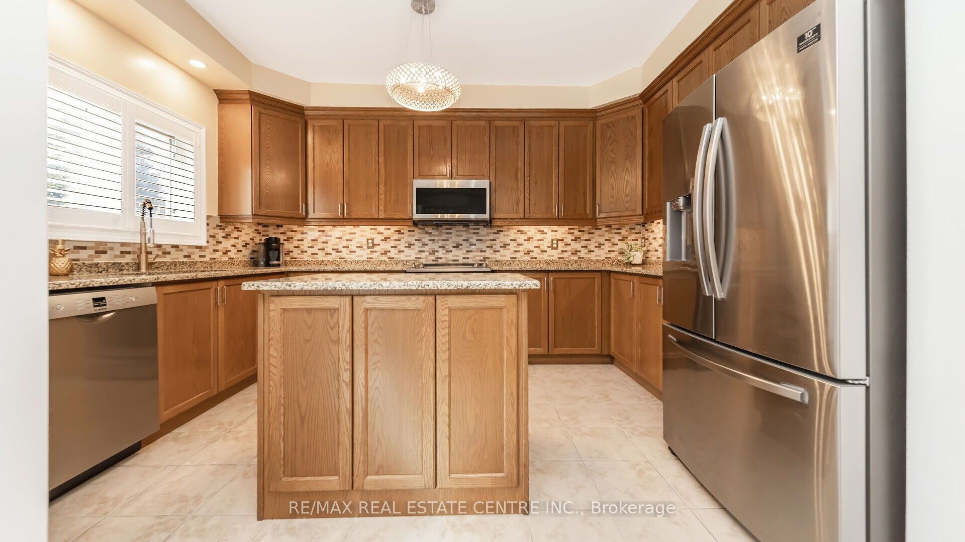 4 Chetholme Place