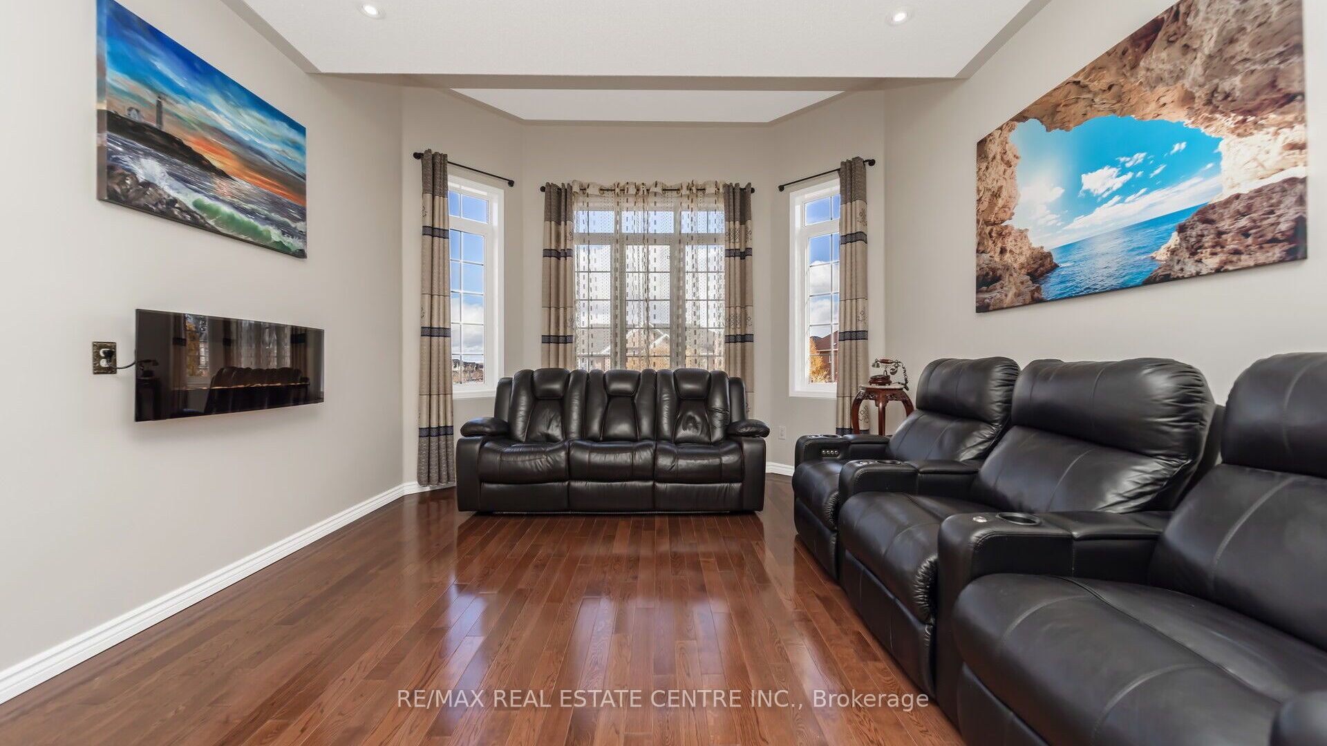 4 Chetholme Place