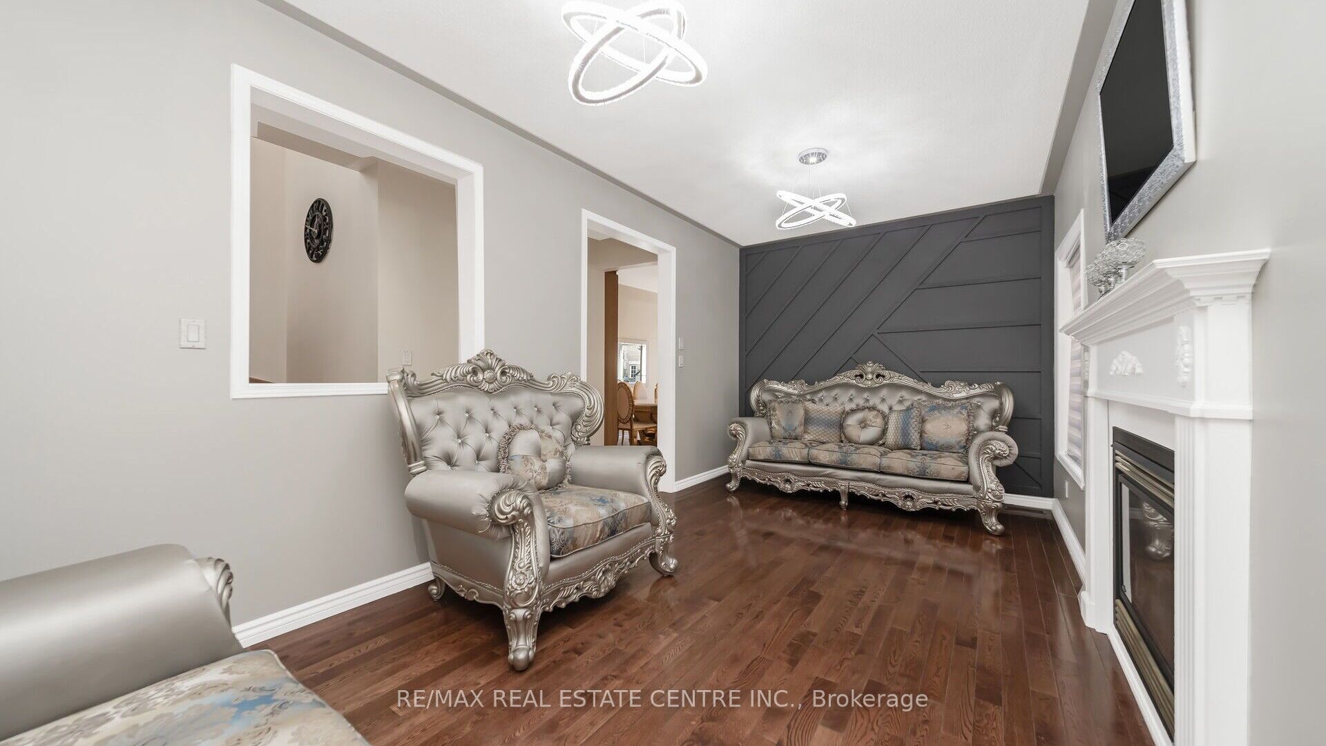 4 Chetholme Place