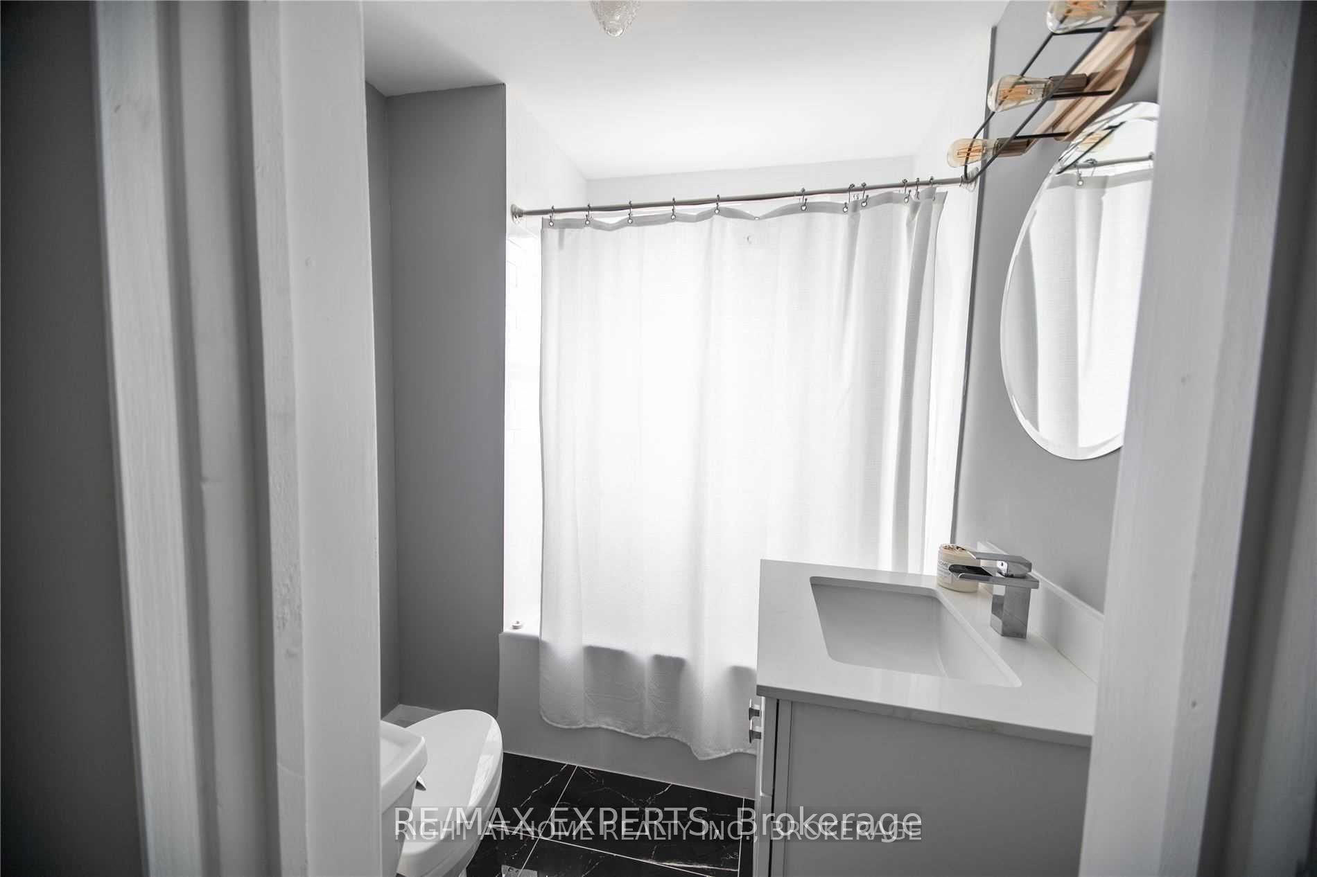 1010 Caledonia Road