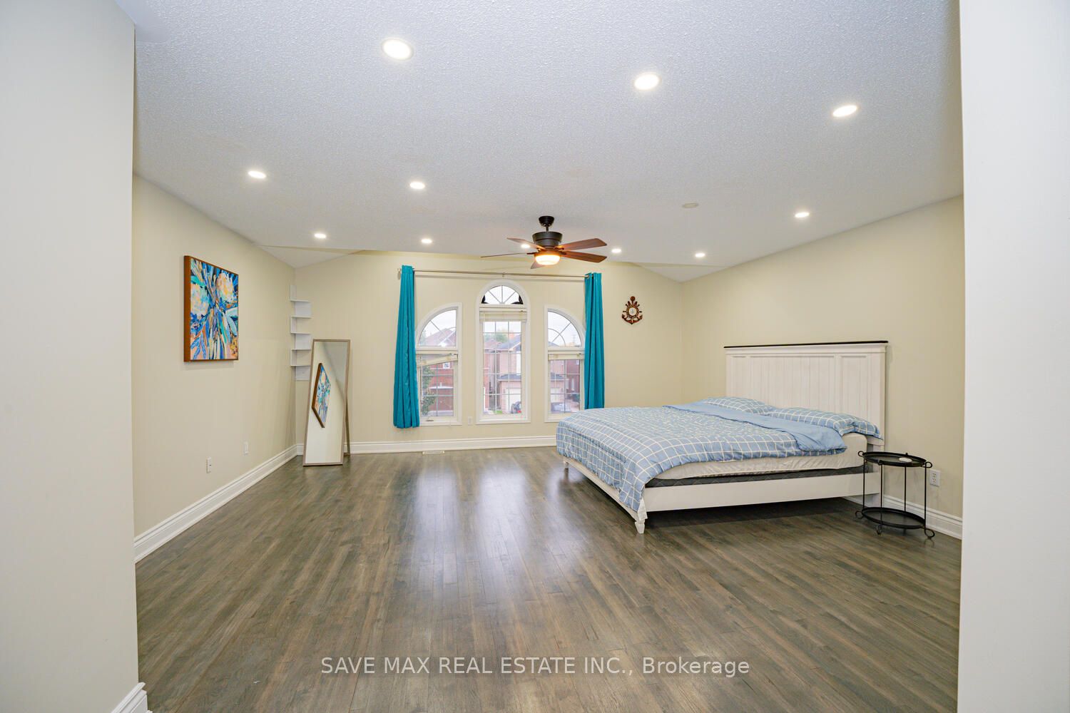 3191 Oakview Road
