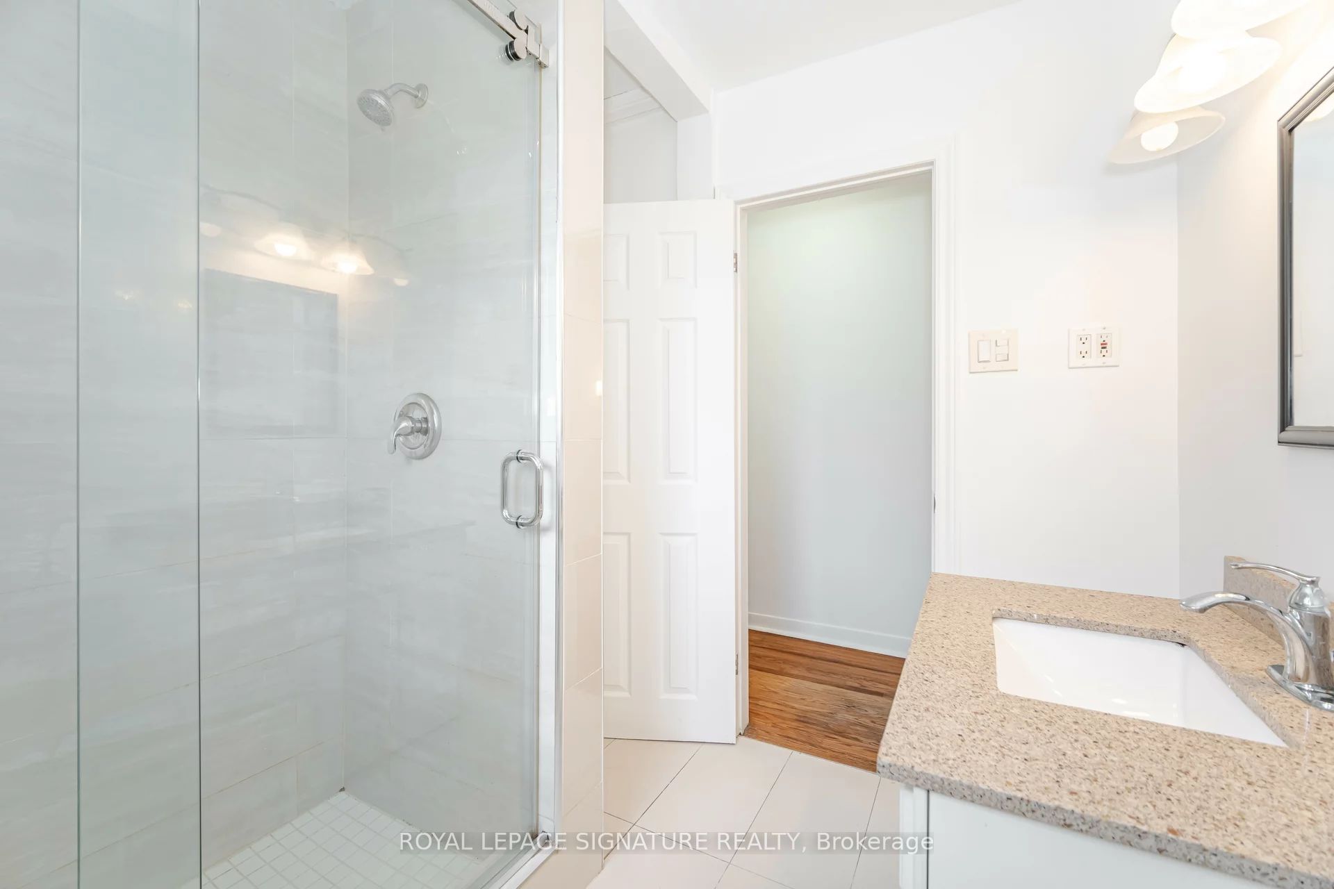 2557 Mindemoya Road