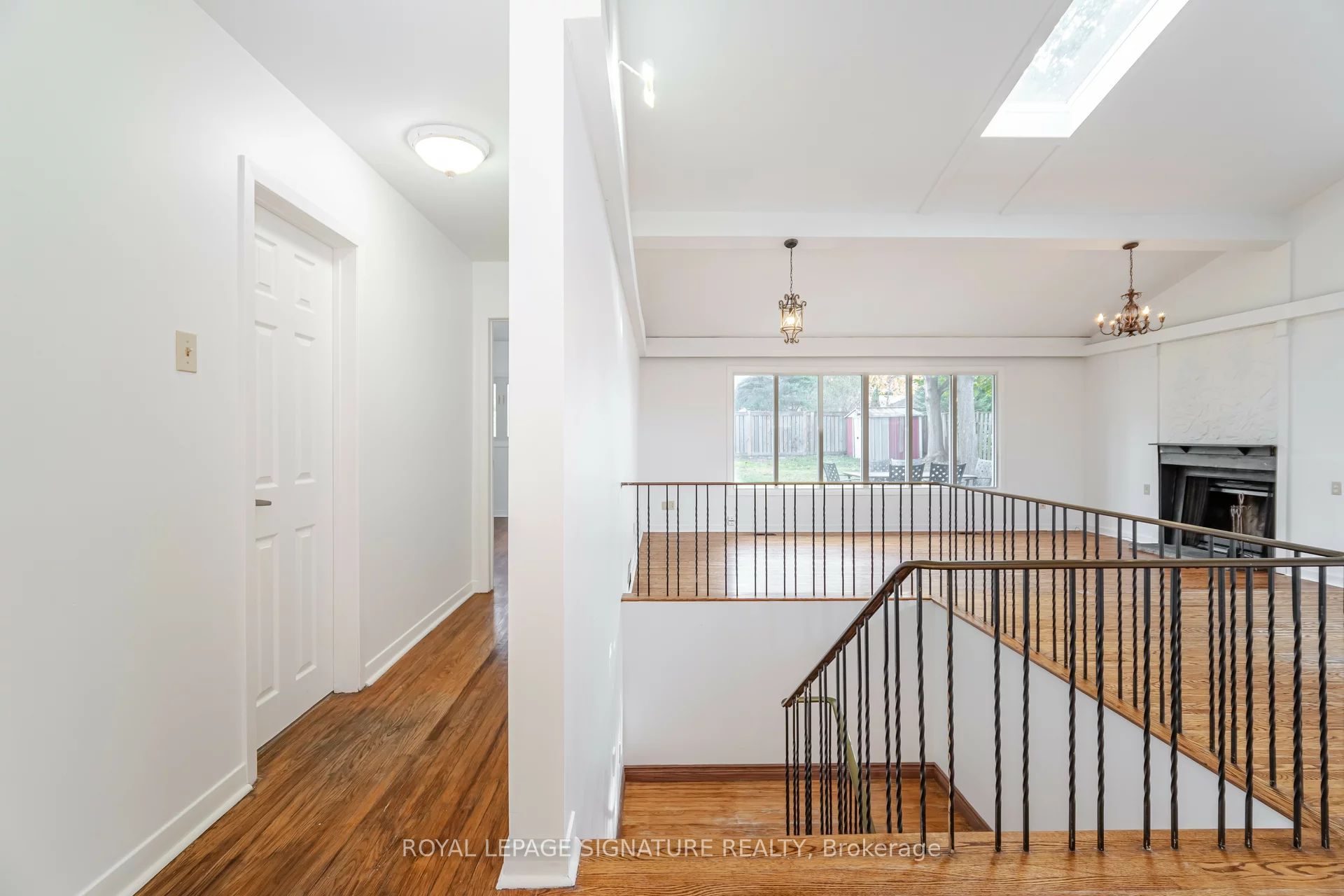 2557 Mindemoya Road