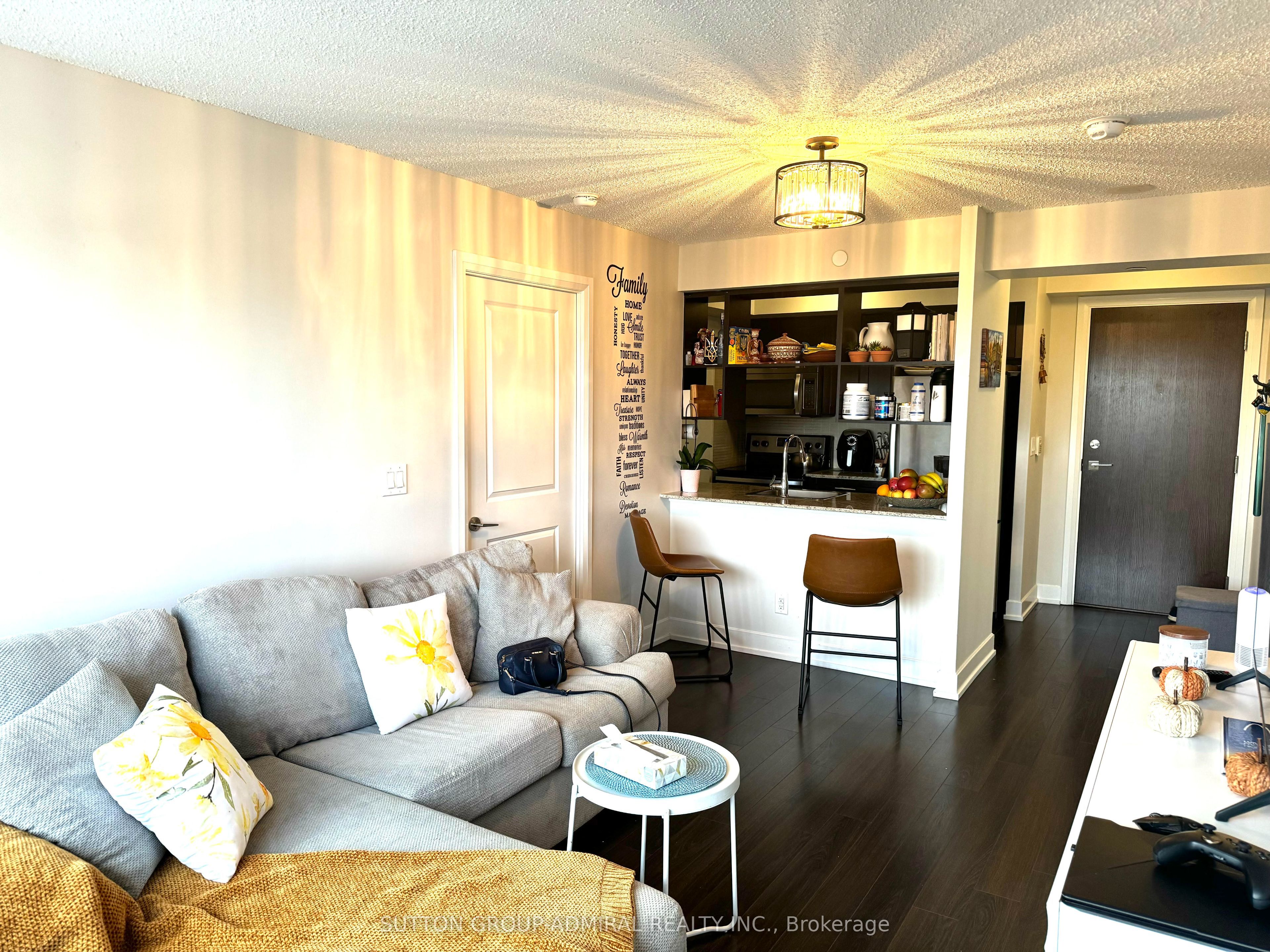 2 Eva Road E #1026