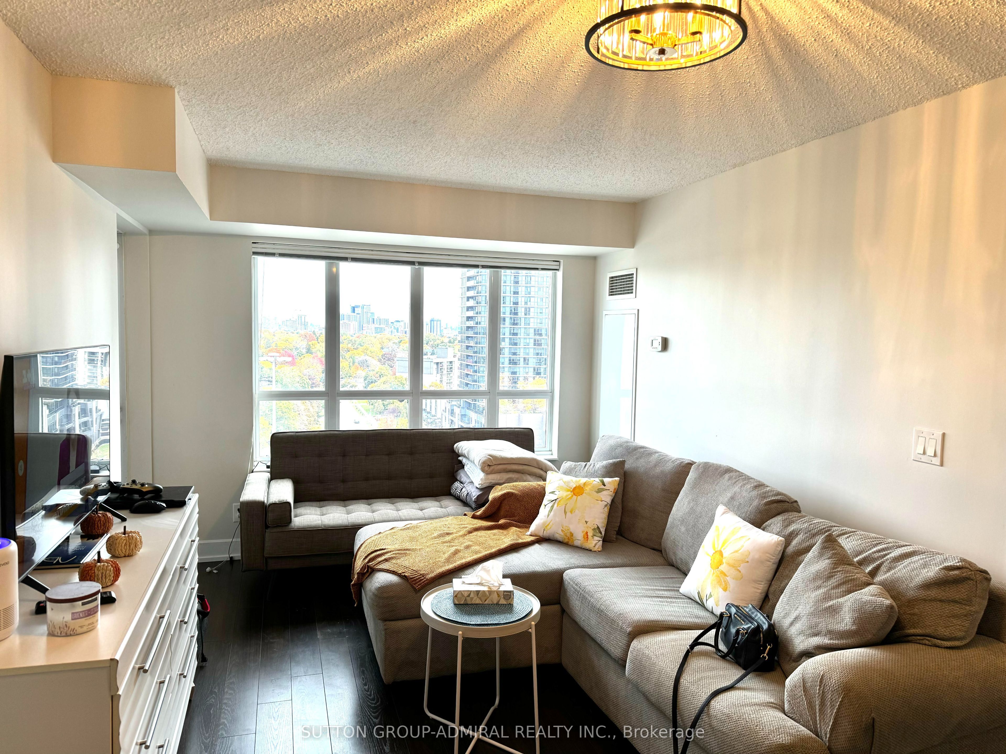 2 Eva Road E #1026